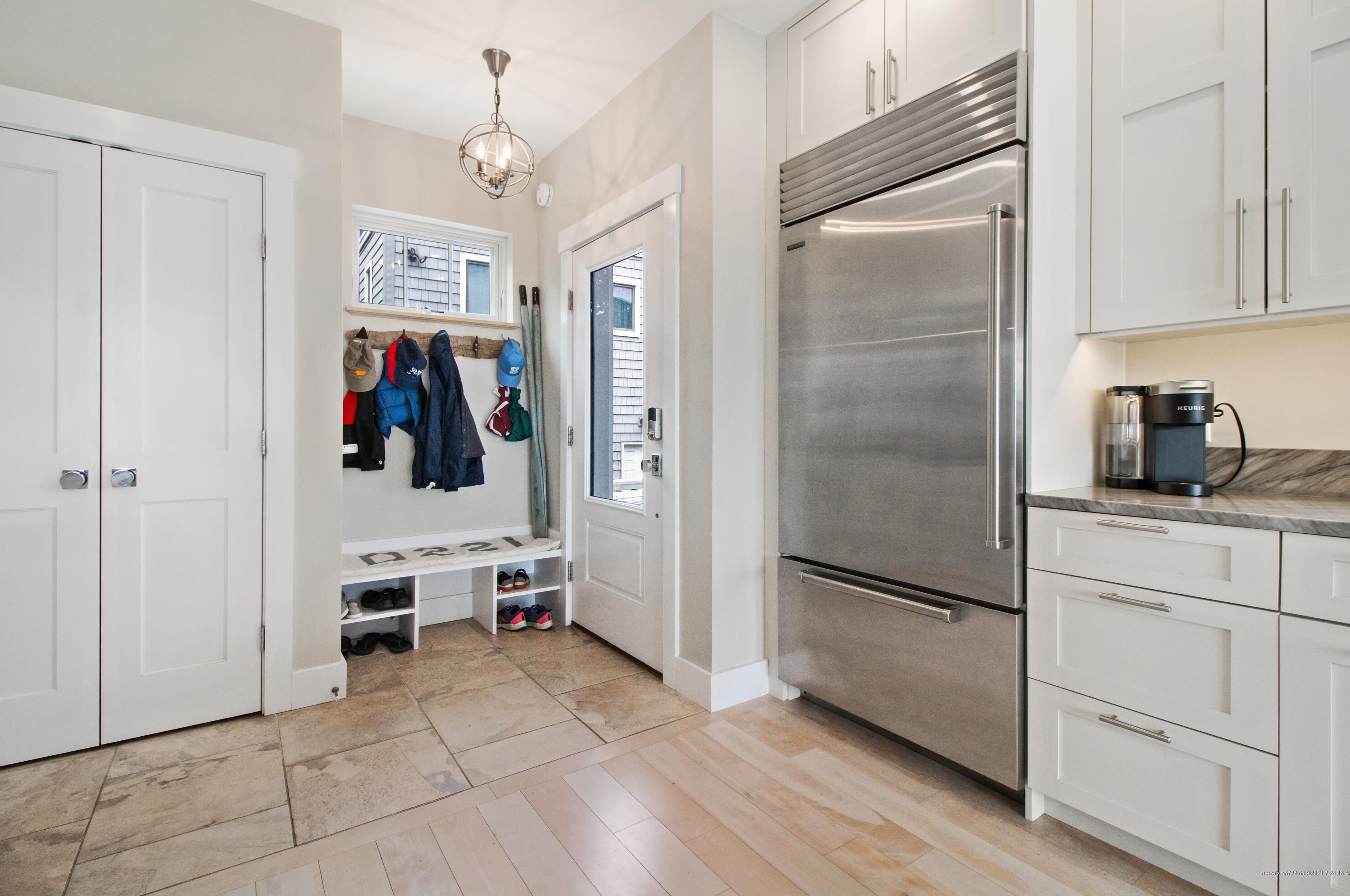 48 Bayview Ave, Scarborough, ME 04074-9497