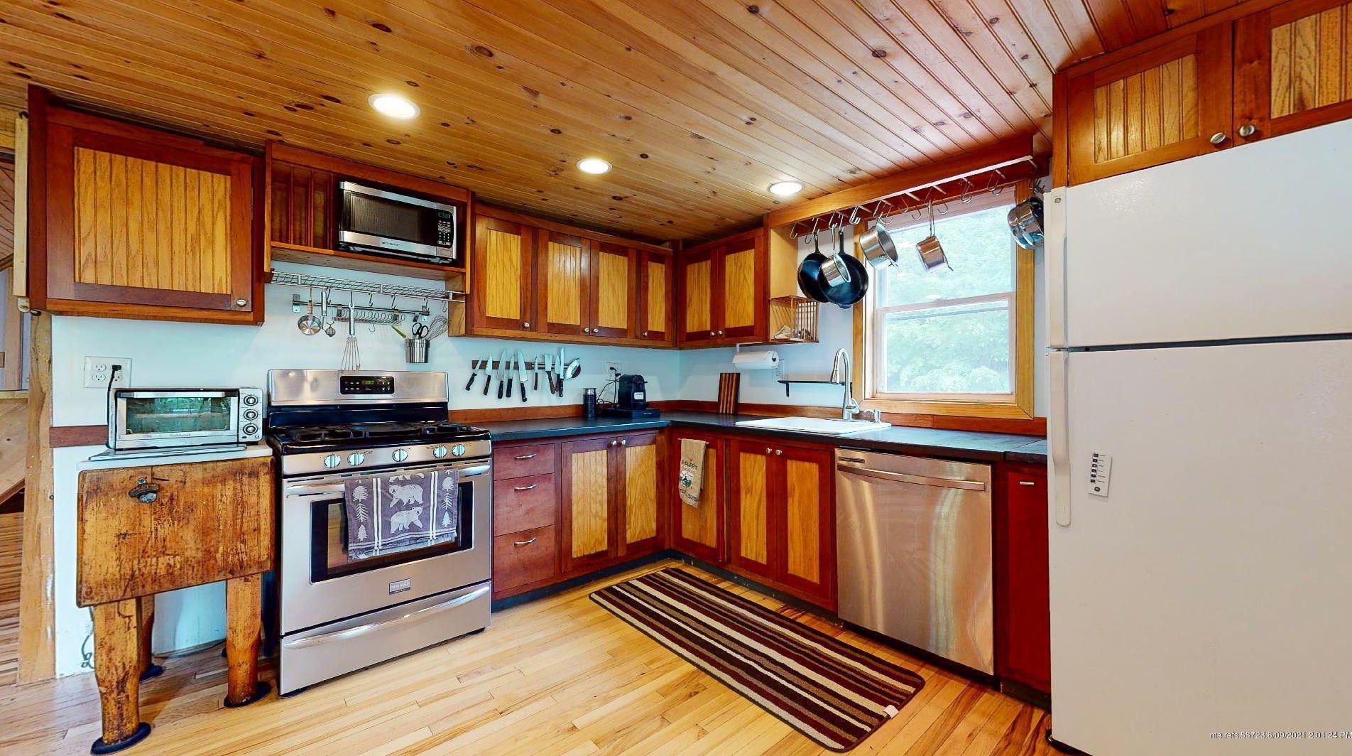 37 Swan Rd, Windham ME  04062-4522 exterior