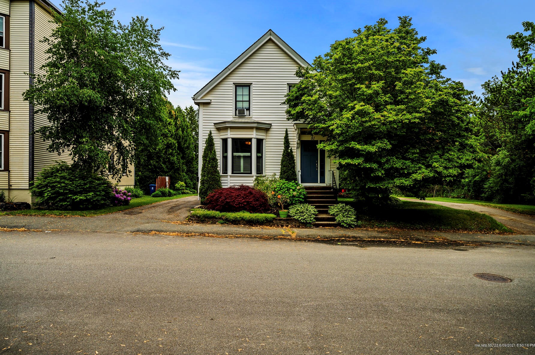 81 Sherwood St, Portland ME  04103-5309 exterior