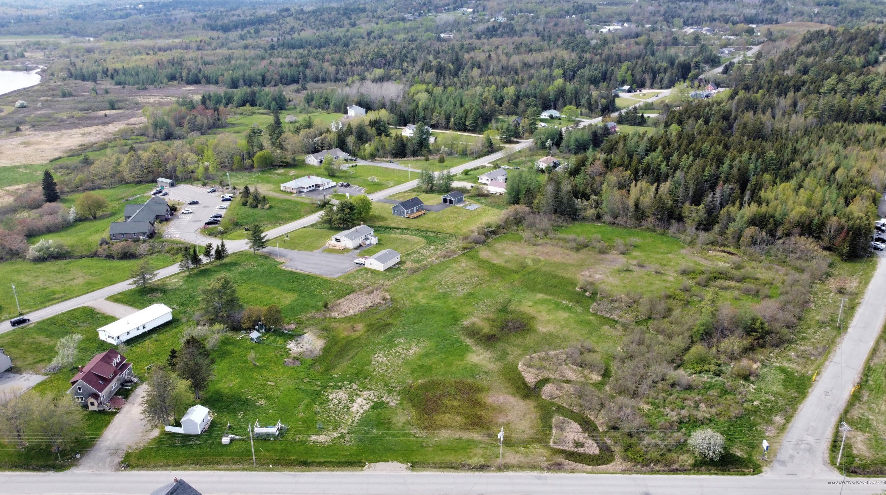 14 Old County Rd, Machias, ME 04654