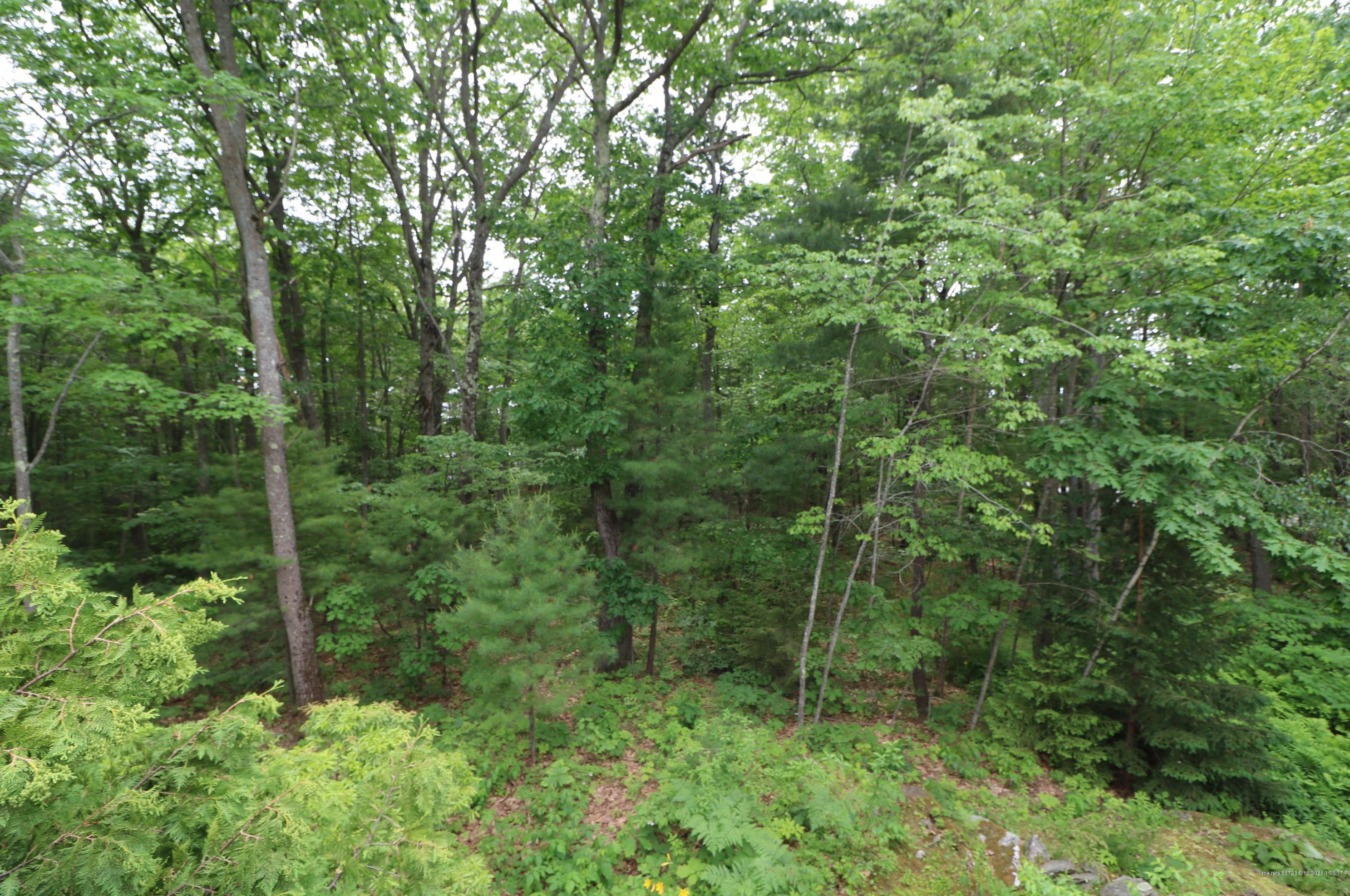 8 Gable Ct, Portland ME  04103-2719 exterior