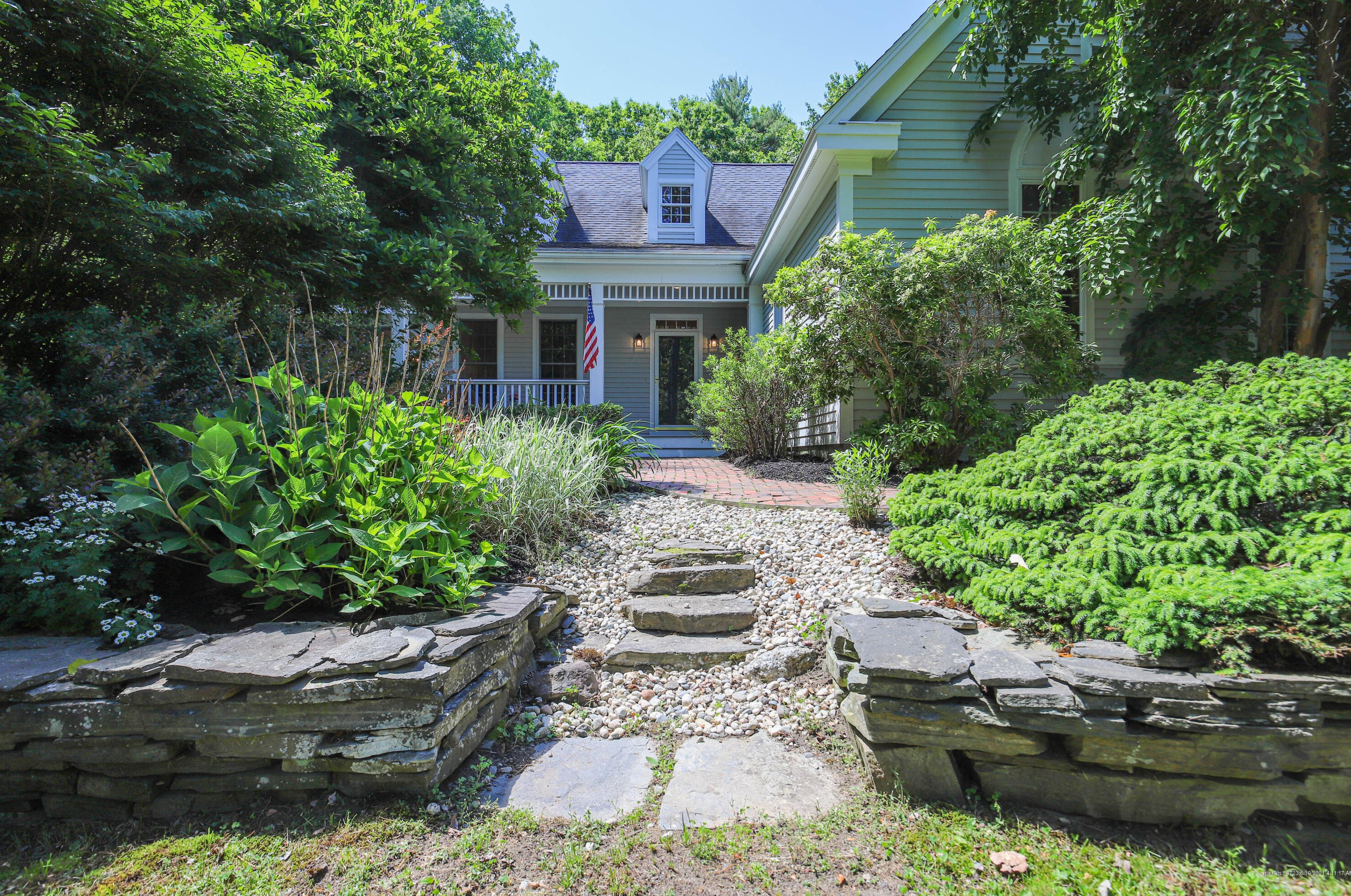 17 Village Brook Rd, Yarmouth, ME 04096