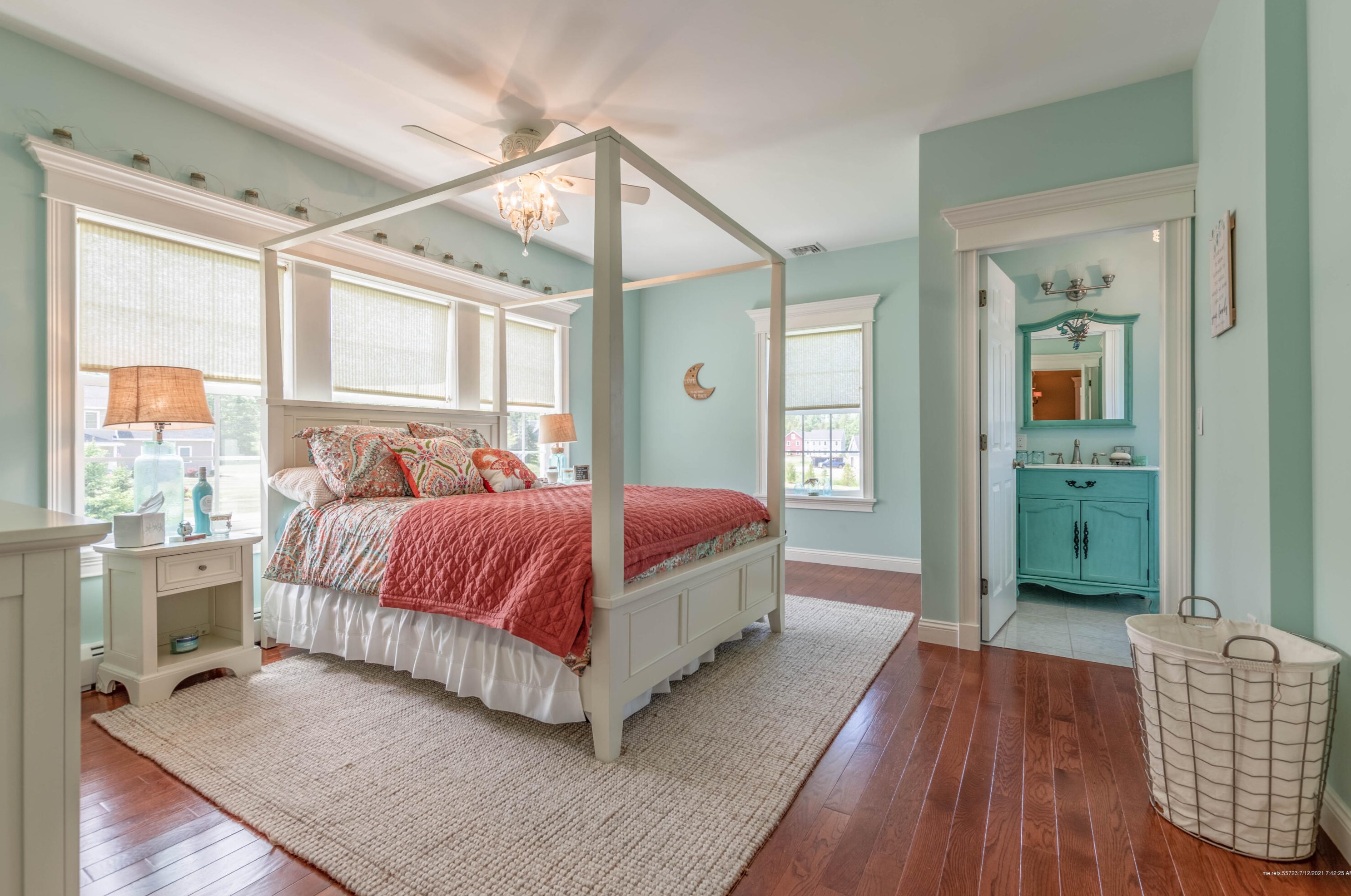 185 Dunton Cir, Newburgh ME  04444-1067 exterior