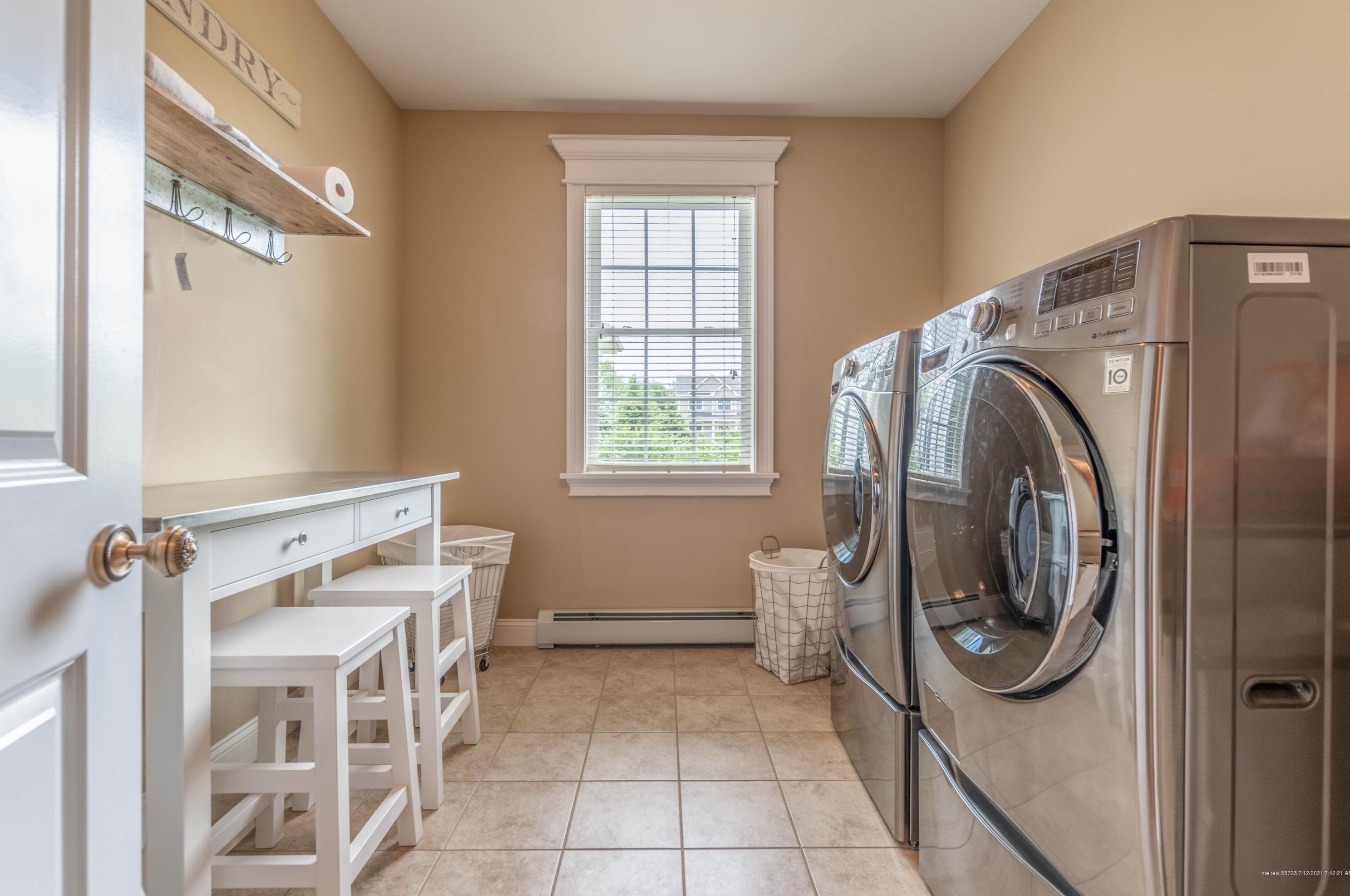 185 Dunton Cir, Newburgh ME  04444-1067 exterior