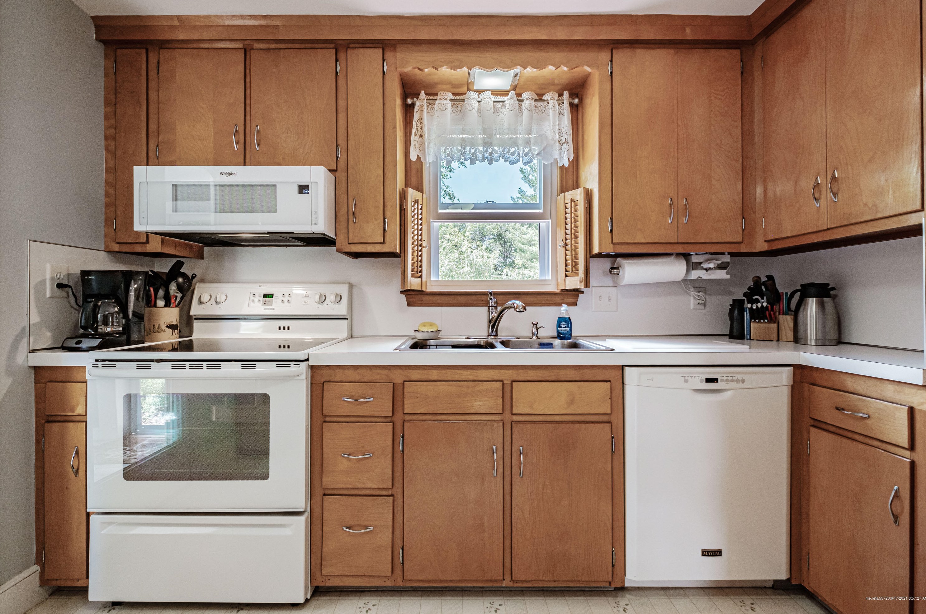 52 Warwick St, Portland ME  04102-1113 exterior