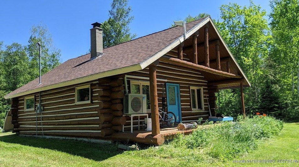 4136 Aroostook Rd, Winterville Plt, ME 04739 exterior