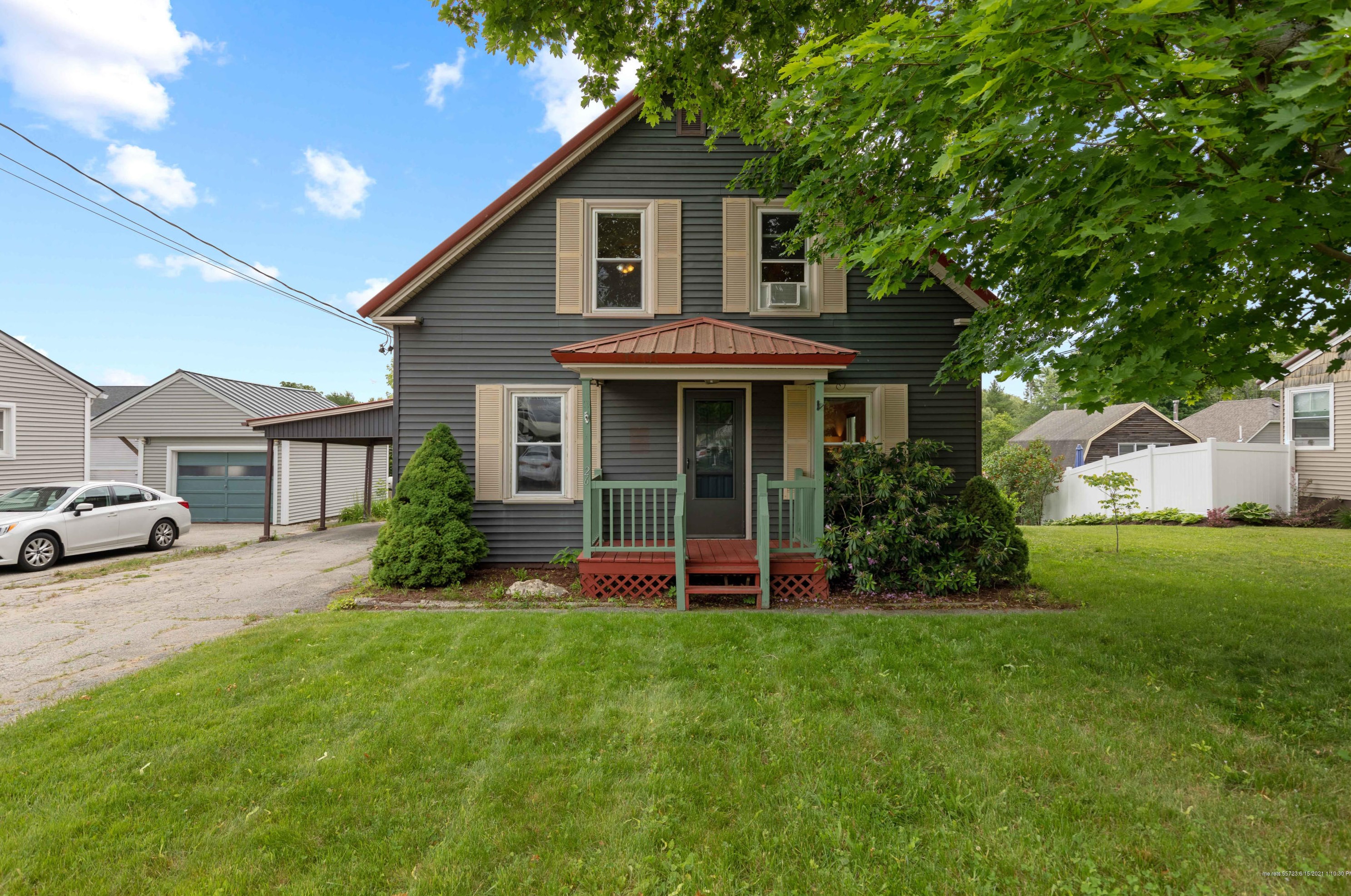 26 Ridgewood Ave, Lewiston, ME 04240