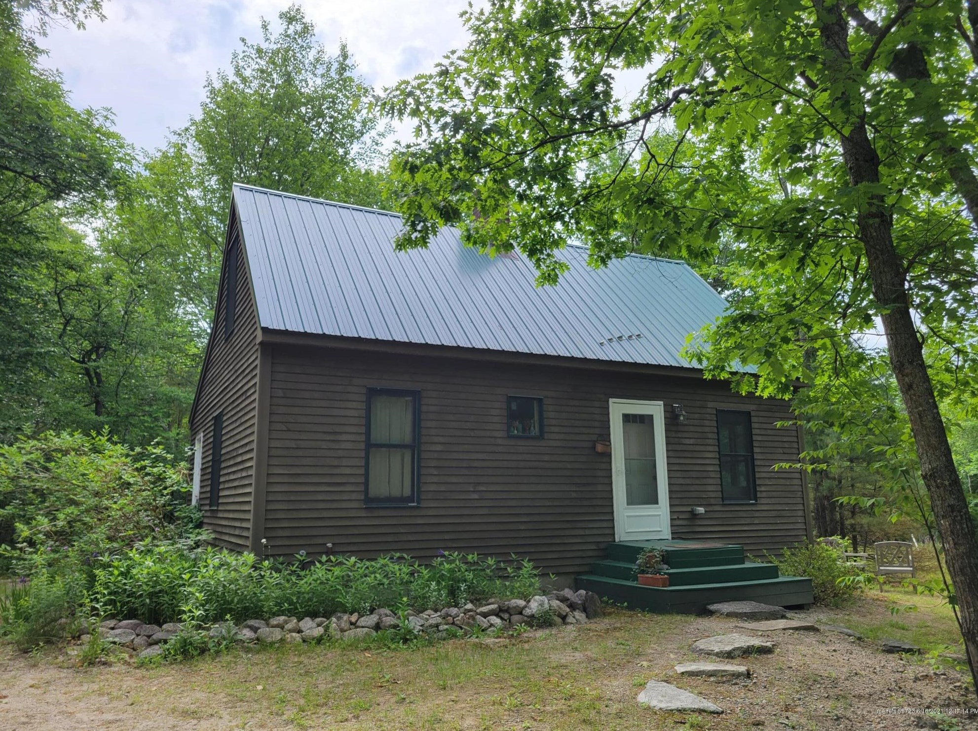 4 Canterberry Dr, Waterford, ME 04088