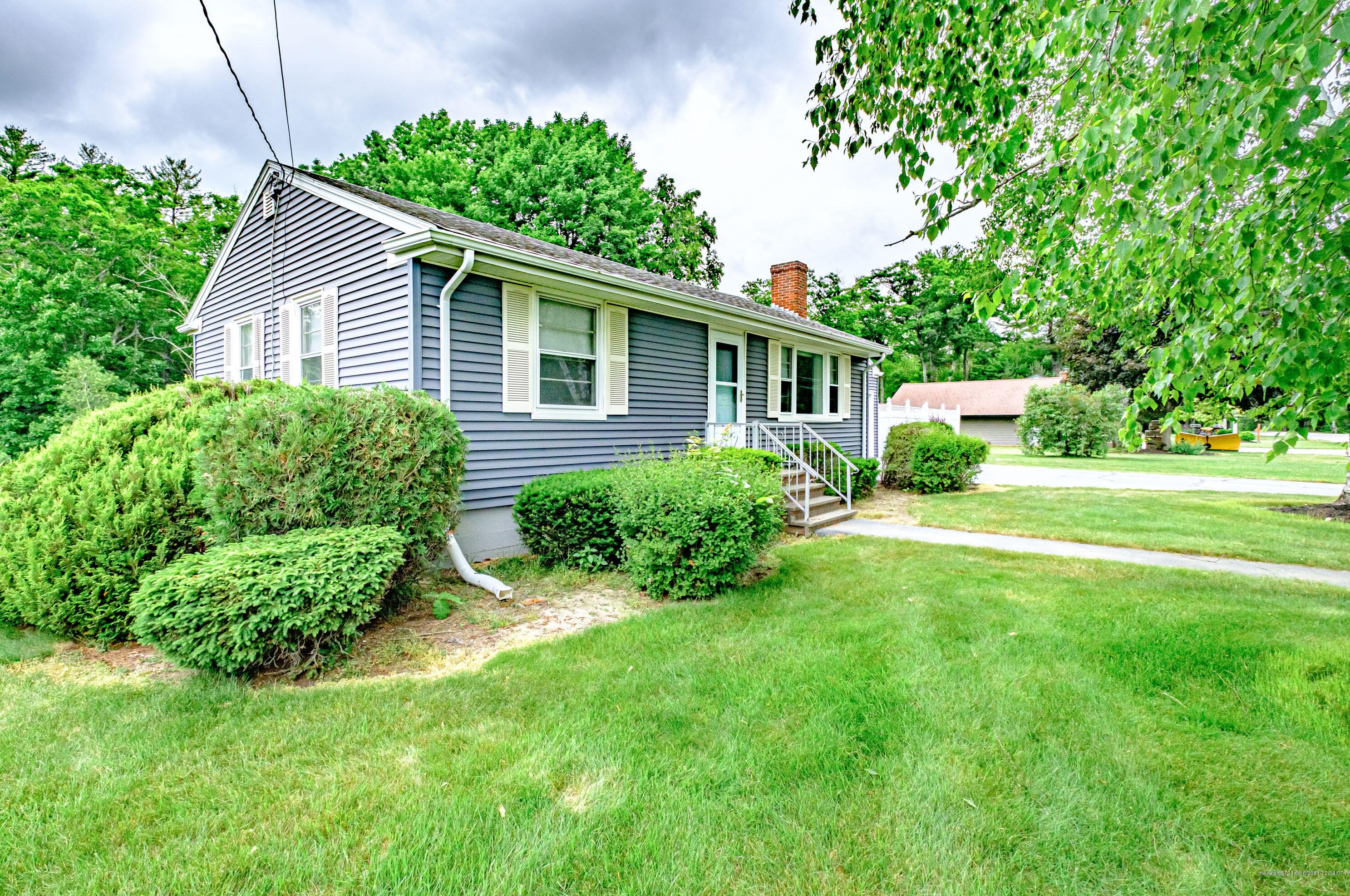 113 Holmes Rd, Scarborough, ME 04074