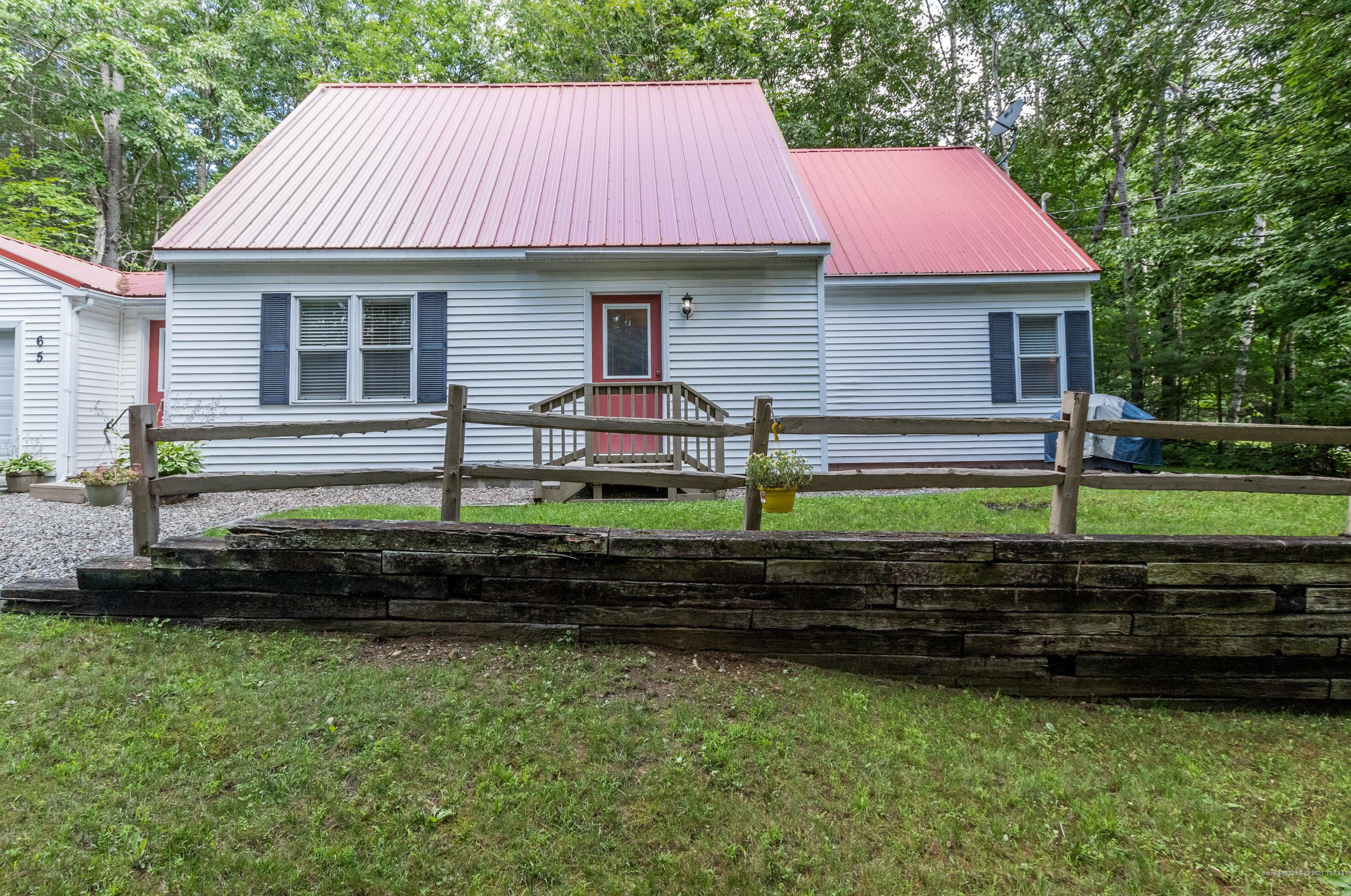 65 Lone Indian Trail, Augusta, ME 04330