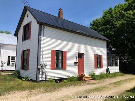 7 Hazen St, Norway, ME 04268