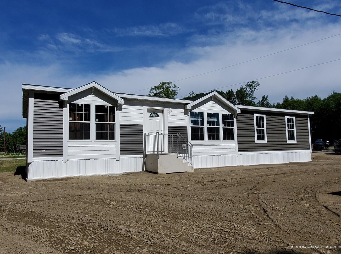 36 Punky Ln, Waterville, ME 04901