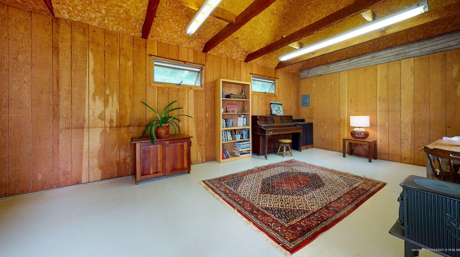 267 Foreside Rd, Portland ME  04105-1729 exterior