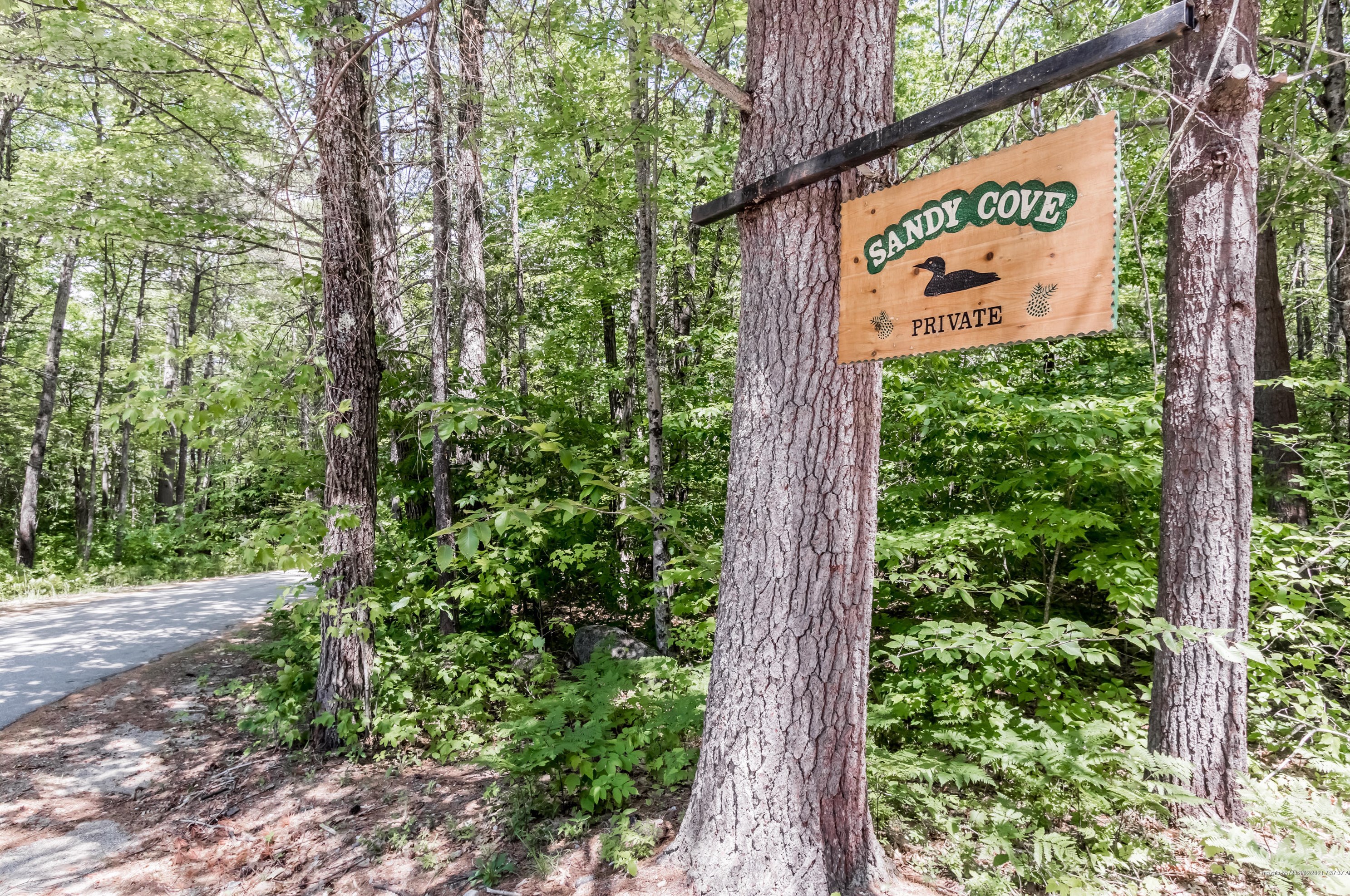 7 Juniper Cir, Bridgton, ME 04009