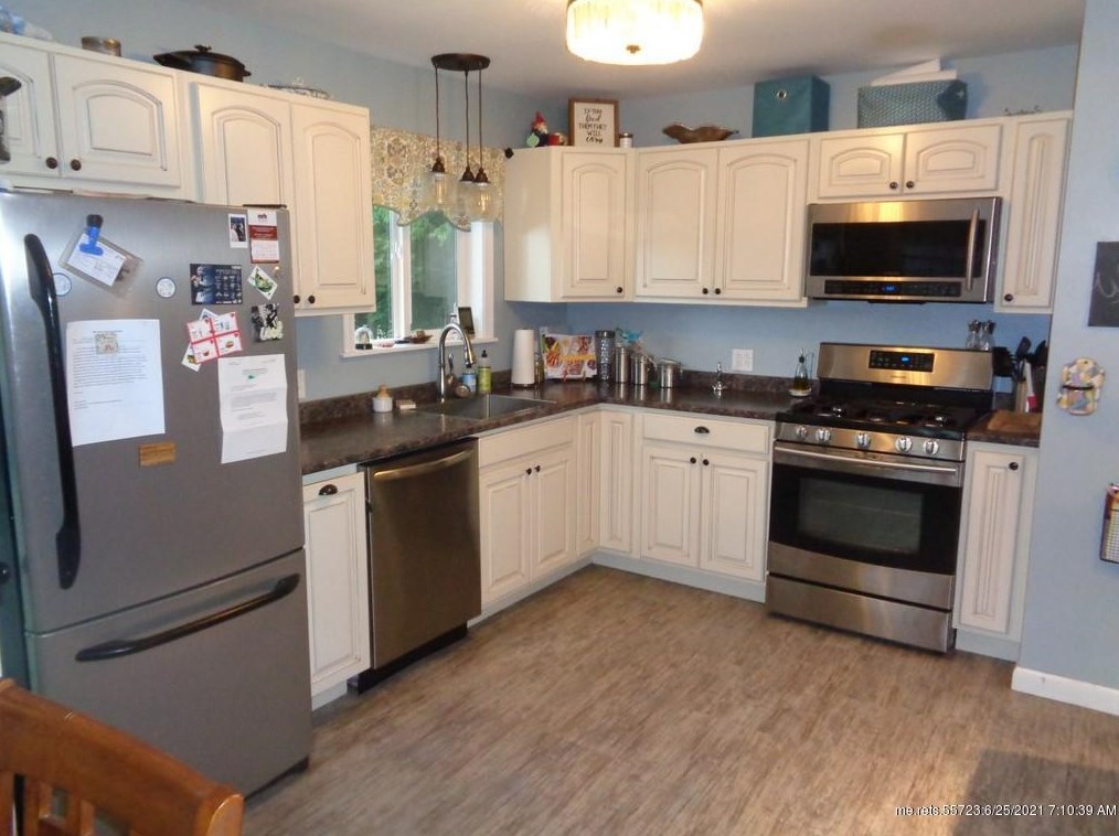 172 Ohio St, Millinocket, ME 04462