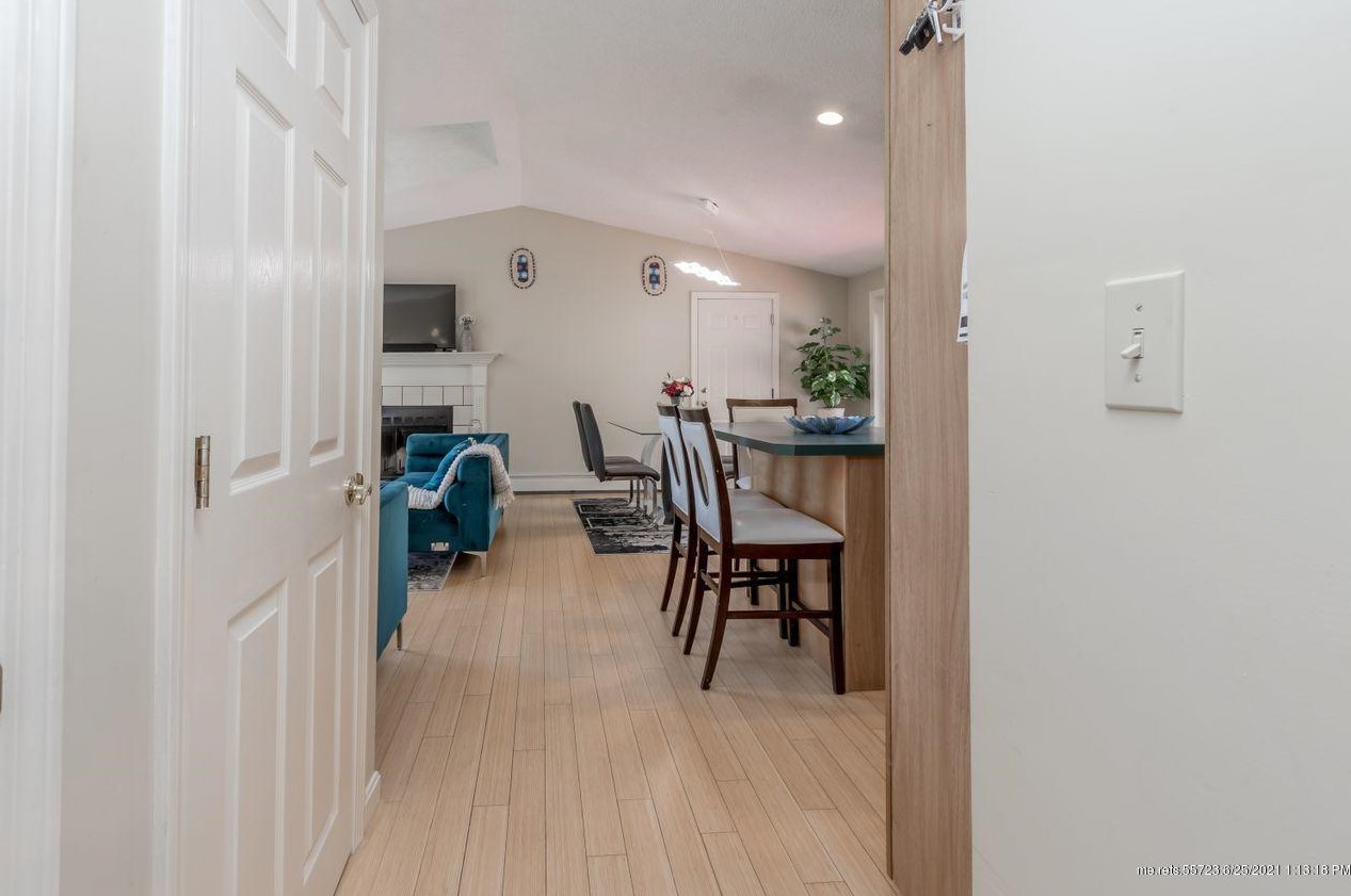 12 Garden Ln, Windham ME  04062-5047 exterior