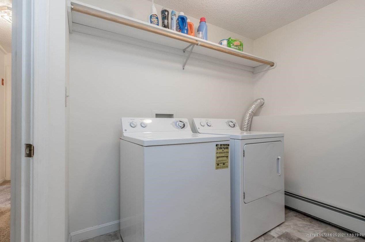 12 Garden Ln, Windham ME  04062-5047 exterior