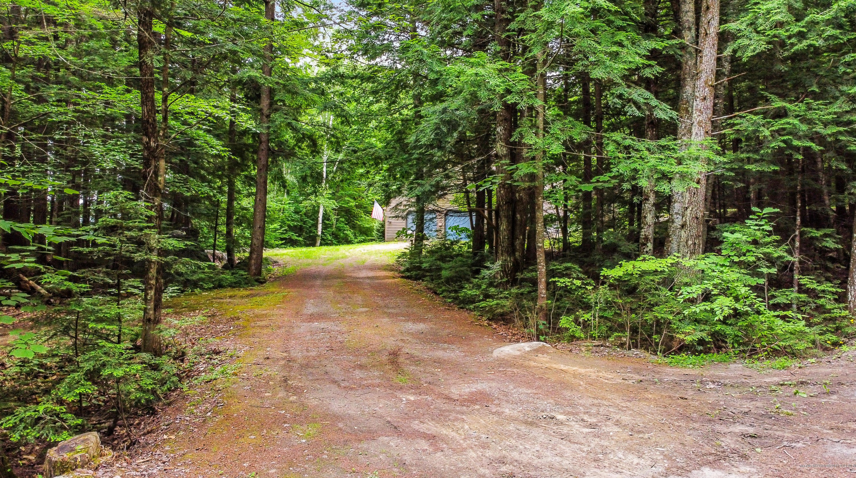 110 Peninsula Dr, Rome, ME 04963