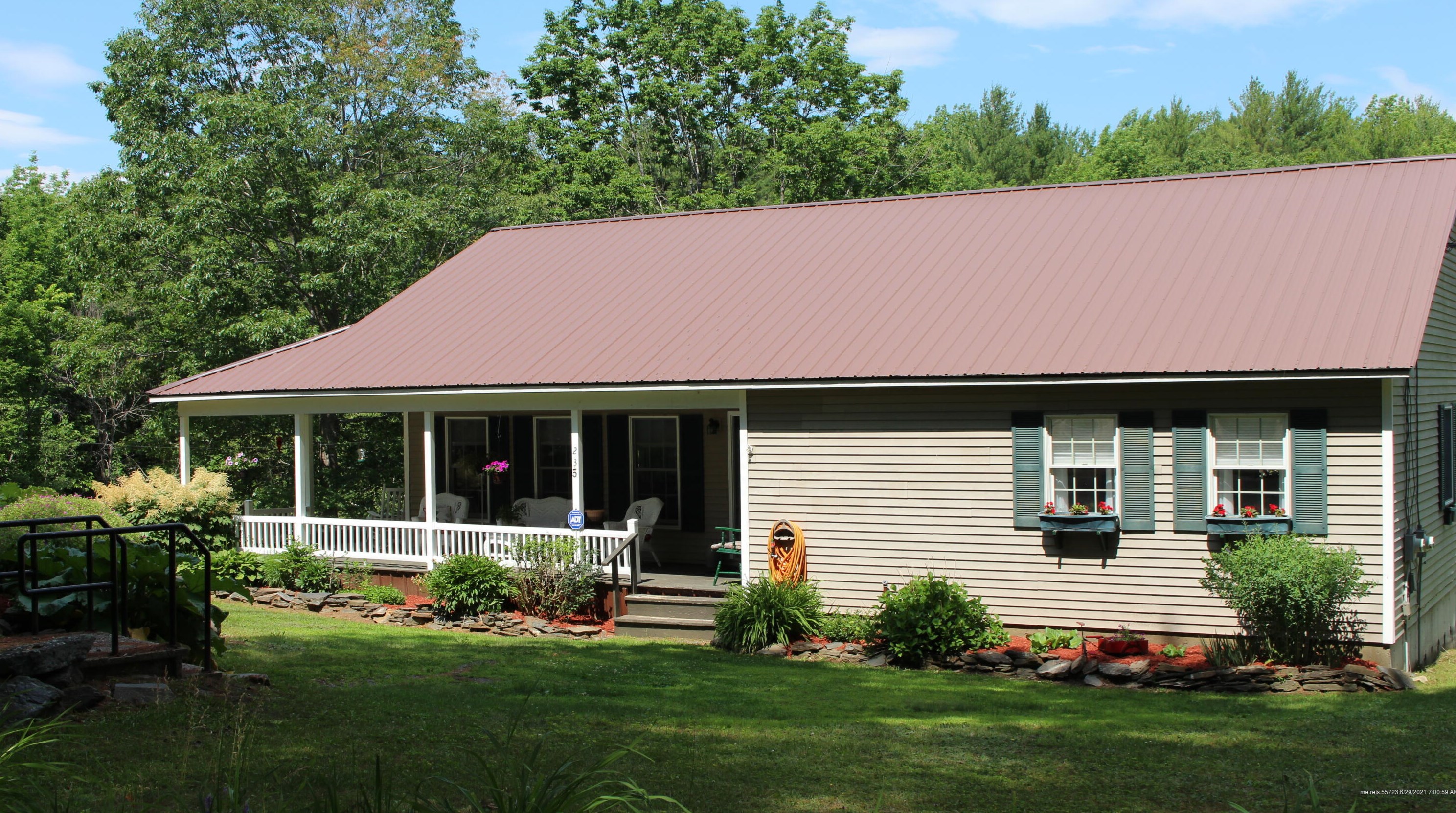 235 S Pond Rd, Waterville, ME 04901