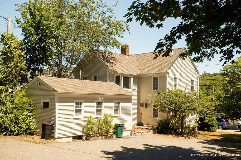 281 York St, York, ME 03909