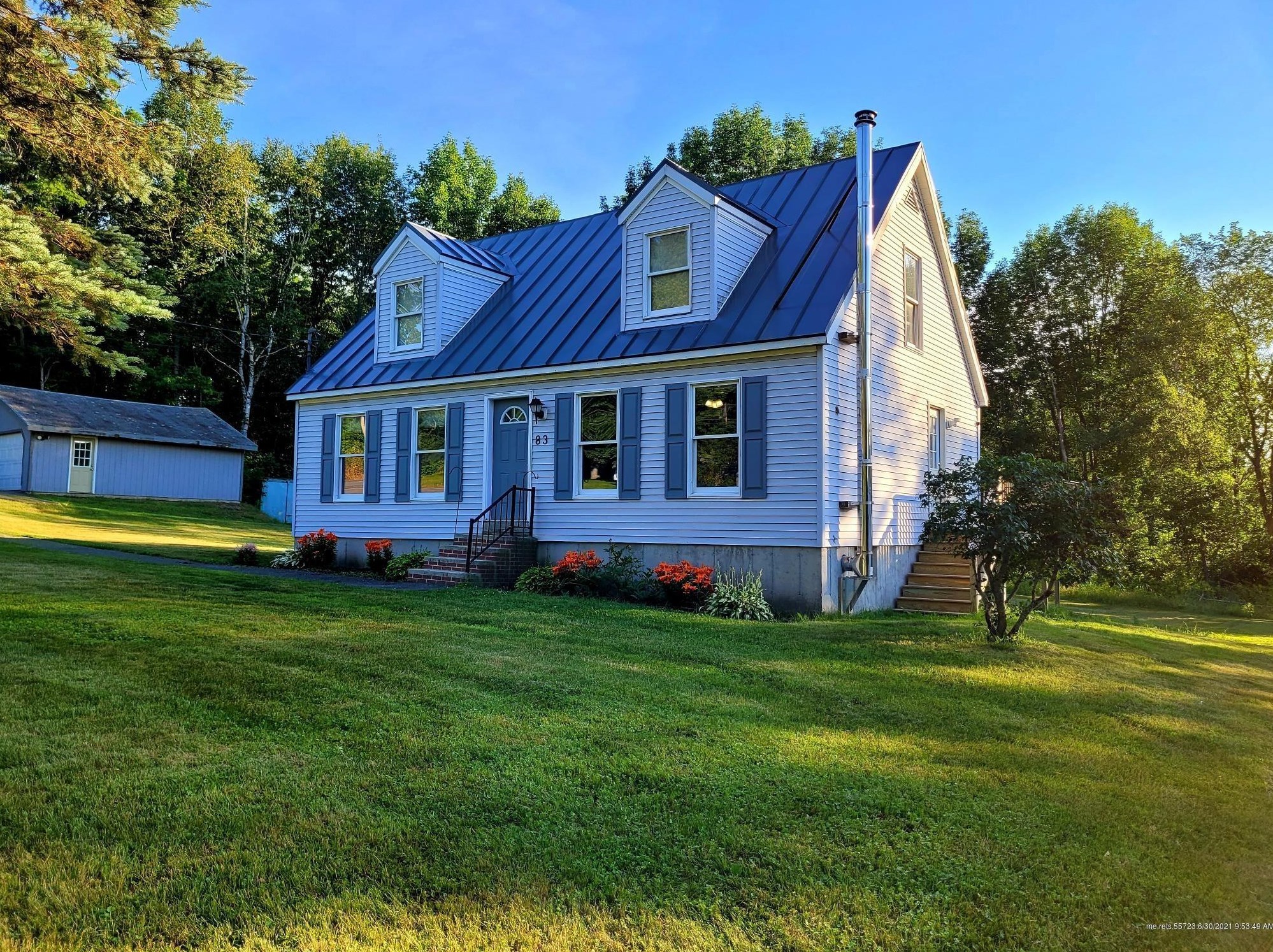 83 Norridgewock Rd, Fairfield, ME 04937