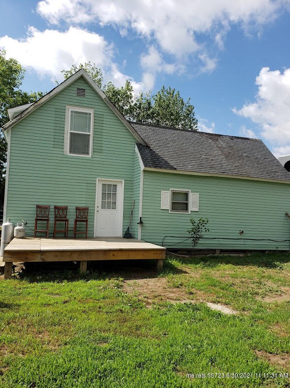 11 Kineo Ave, Brownville, ME 04414