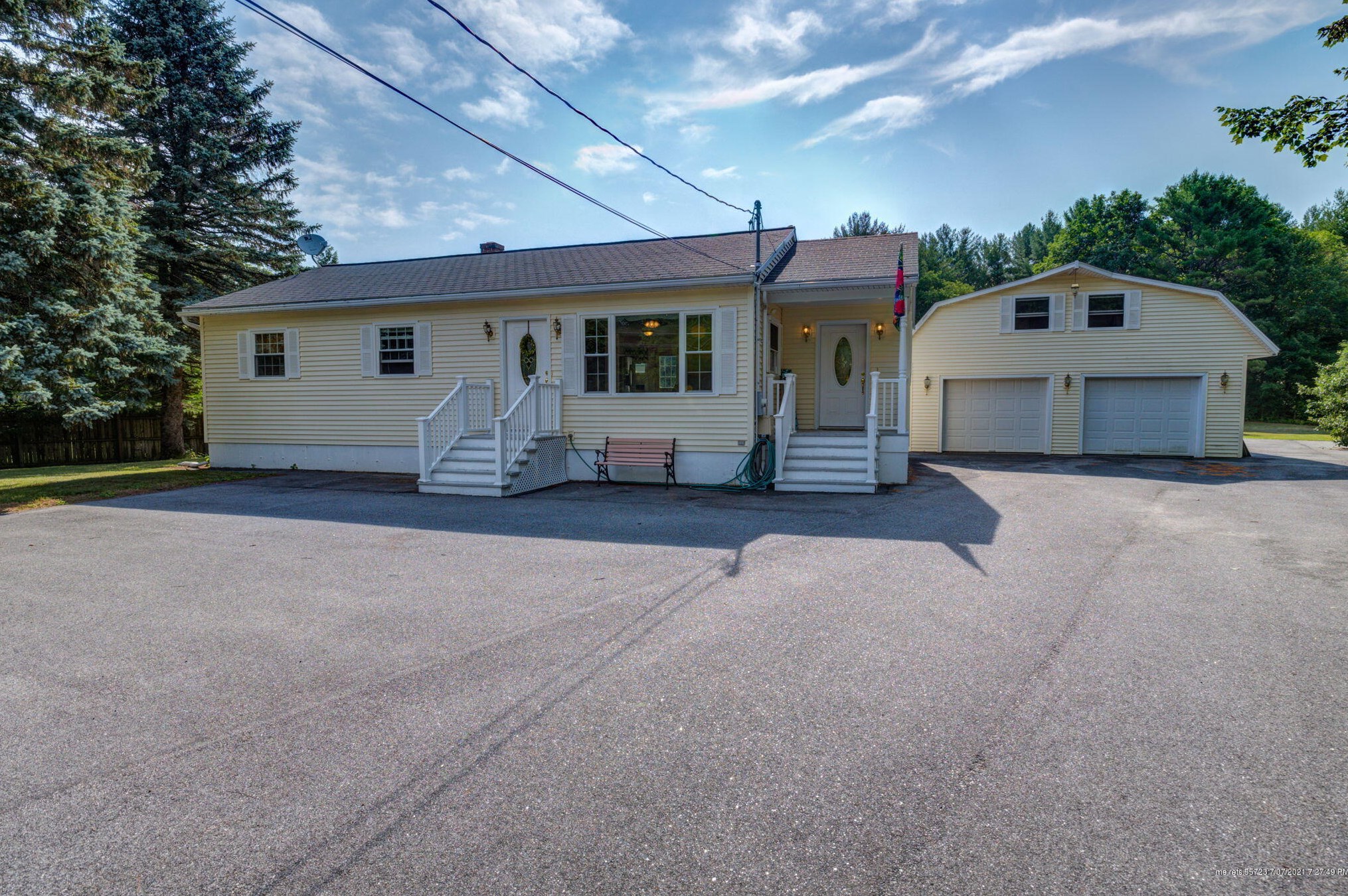 173 N Main St, Mechanic Falls, ME 04256