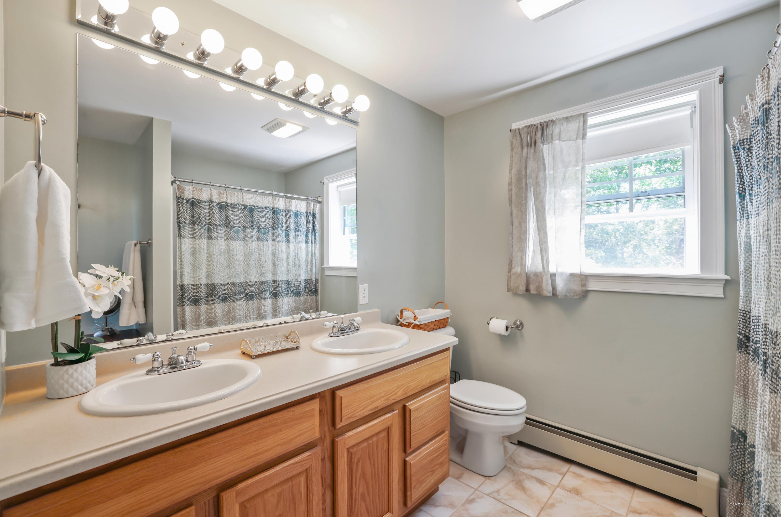 21 Annies Way, Gorham ME  04038-2391 exterior