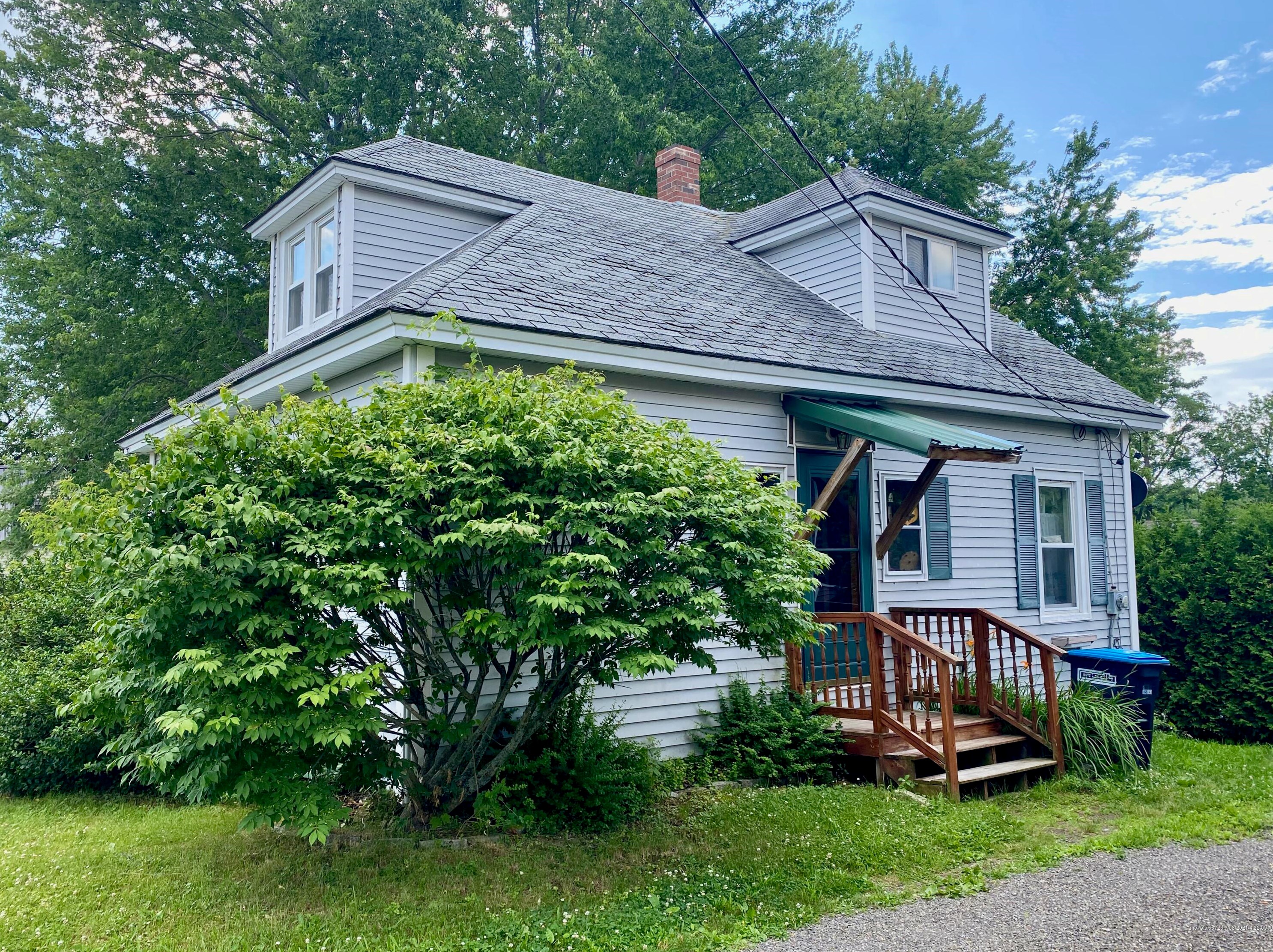 77 Bodwell St, Old Town, ME 04468