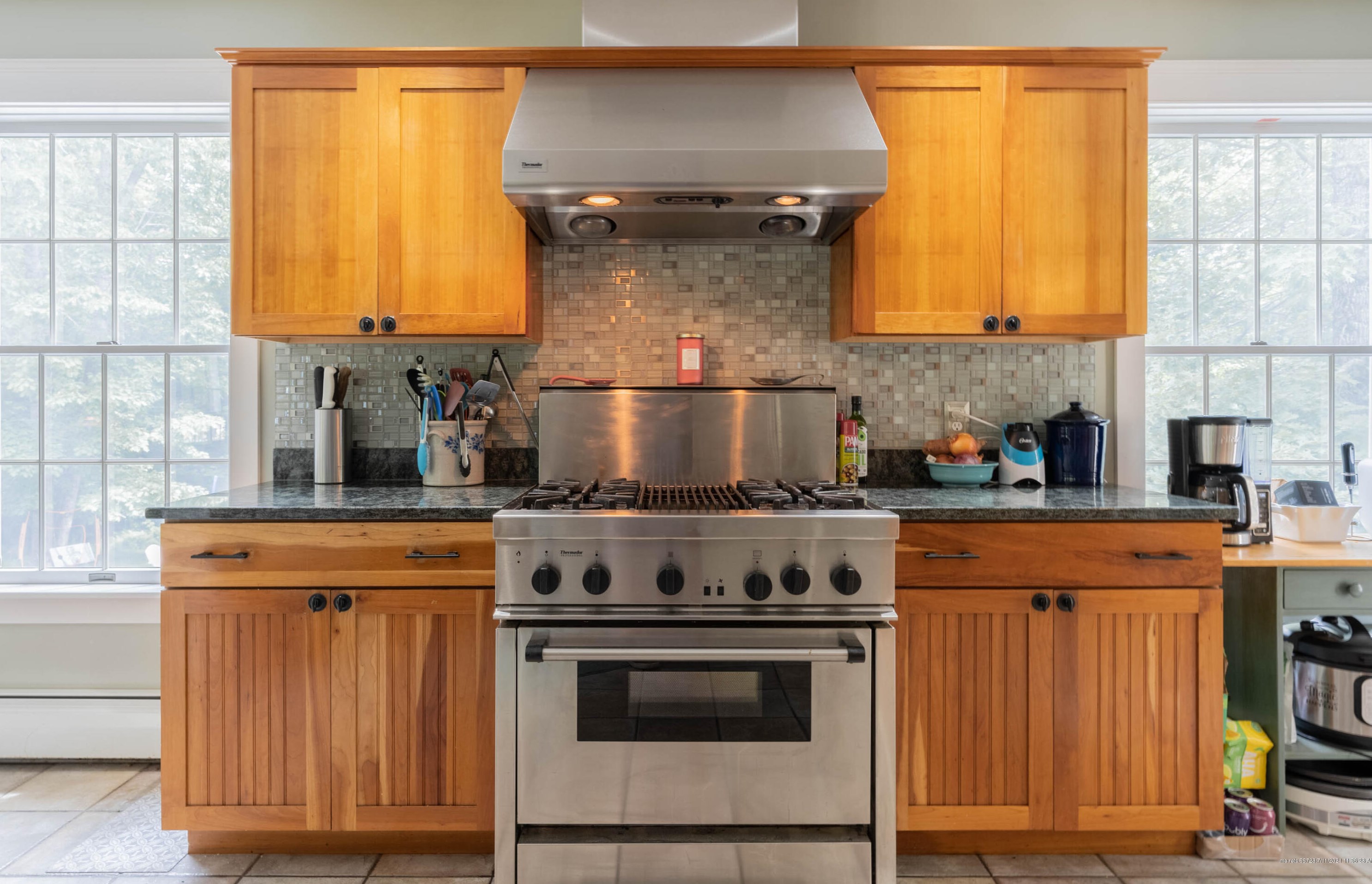 78 Cape Rd, Frye Island, ME 04071