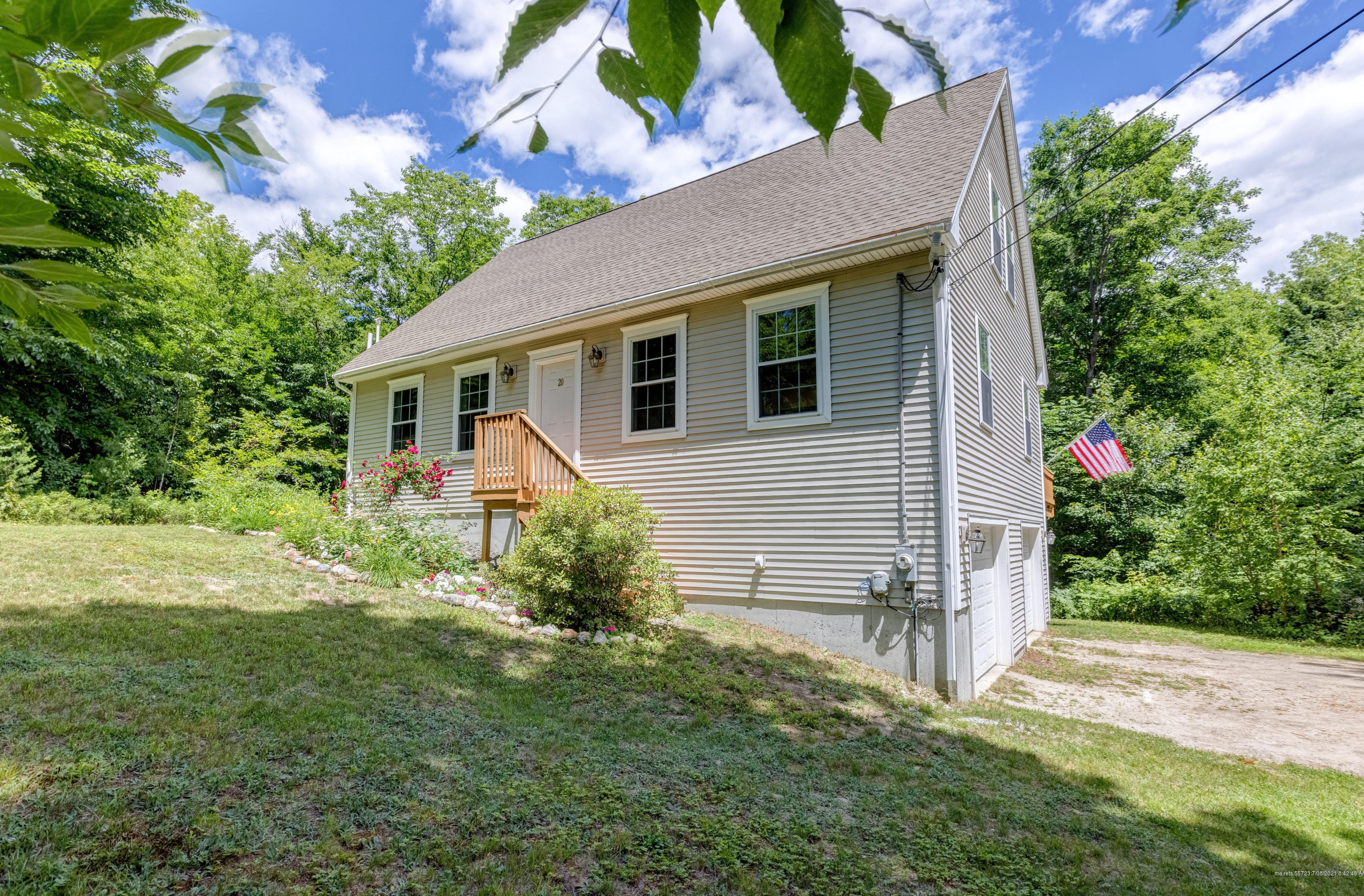 20 Maggie Ln, Gray, ME 04039