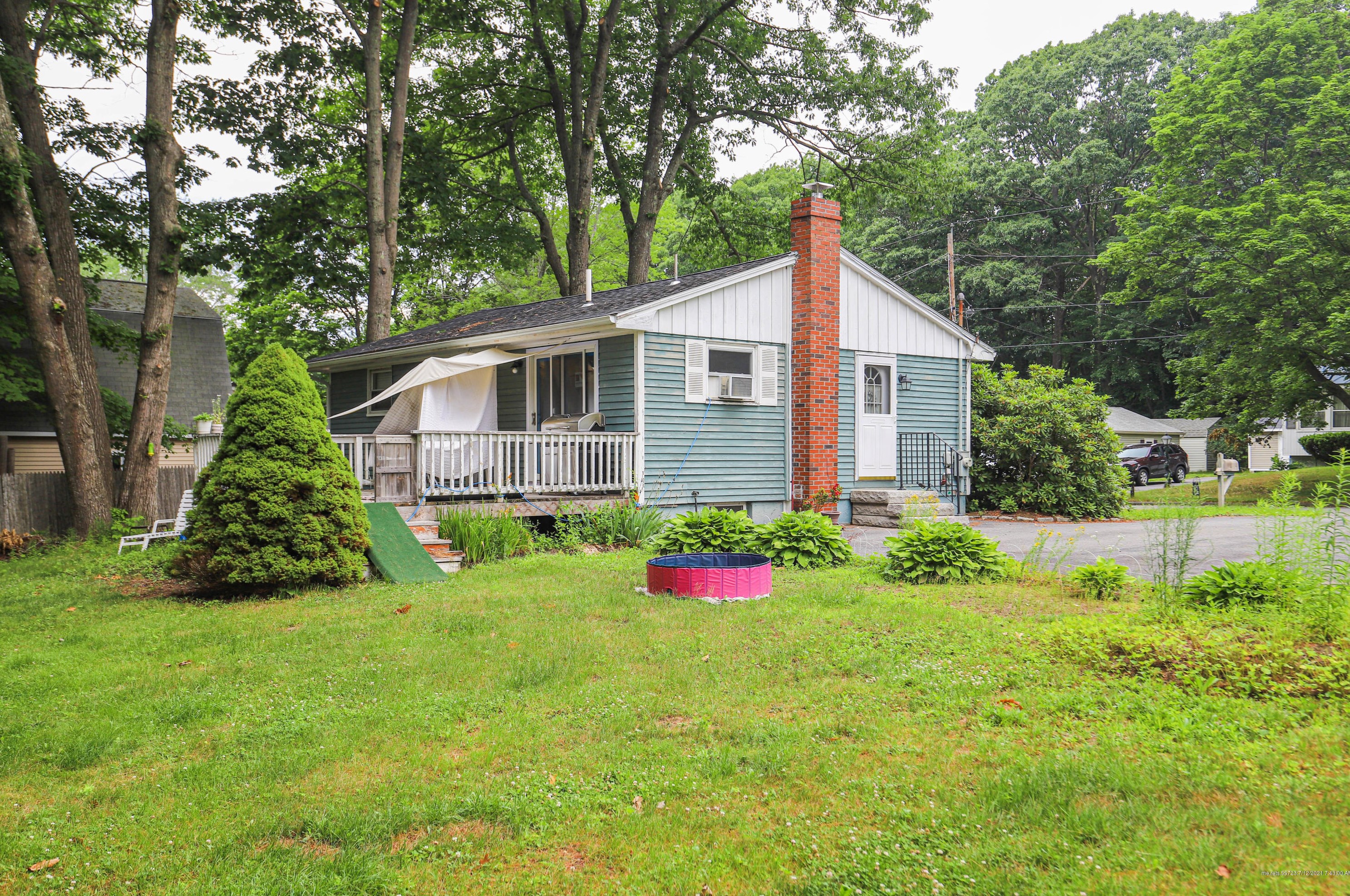 22 Stroudwater Pl, Westbrook ME  04092-4044 exterior
