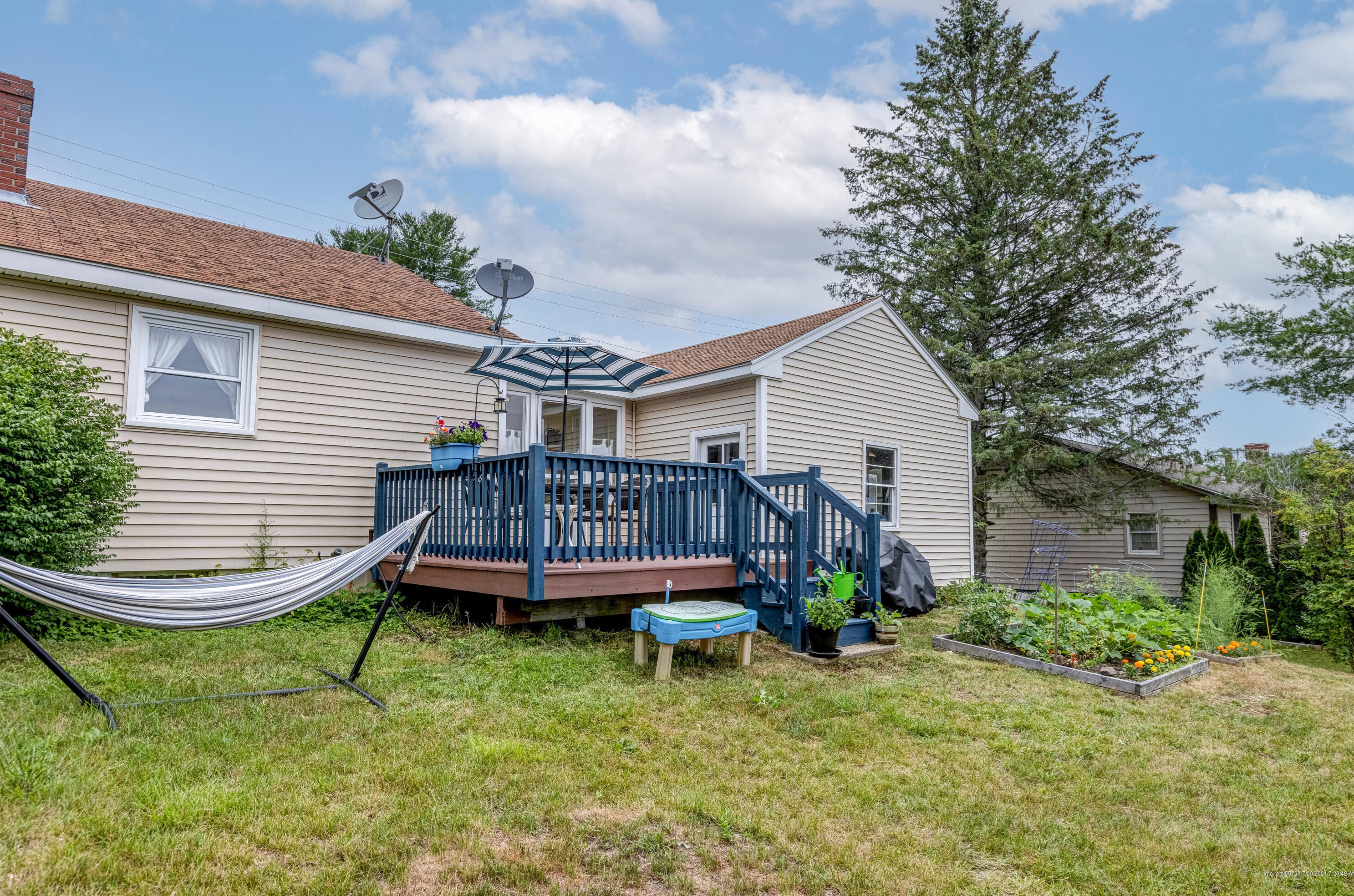 183 Huston Rd, Gorham, ME 04038 exterior