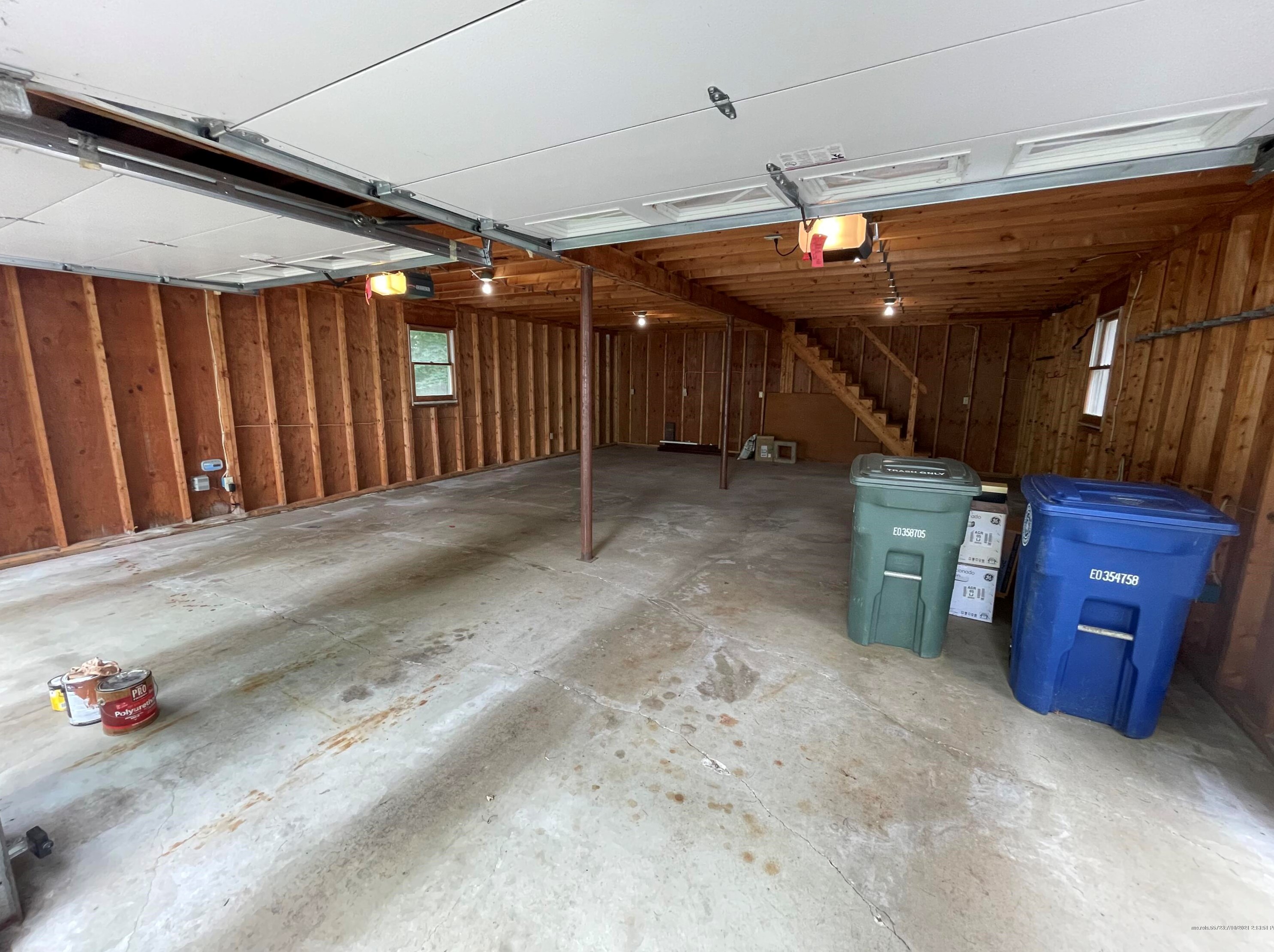 212 Prospect St, Westbrook ME  04092-2648 exterior