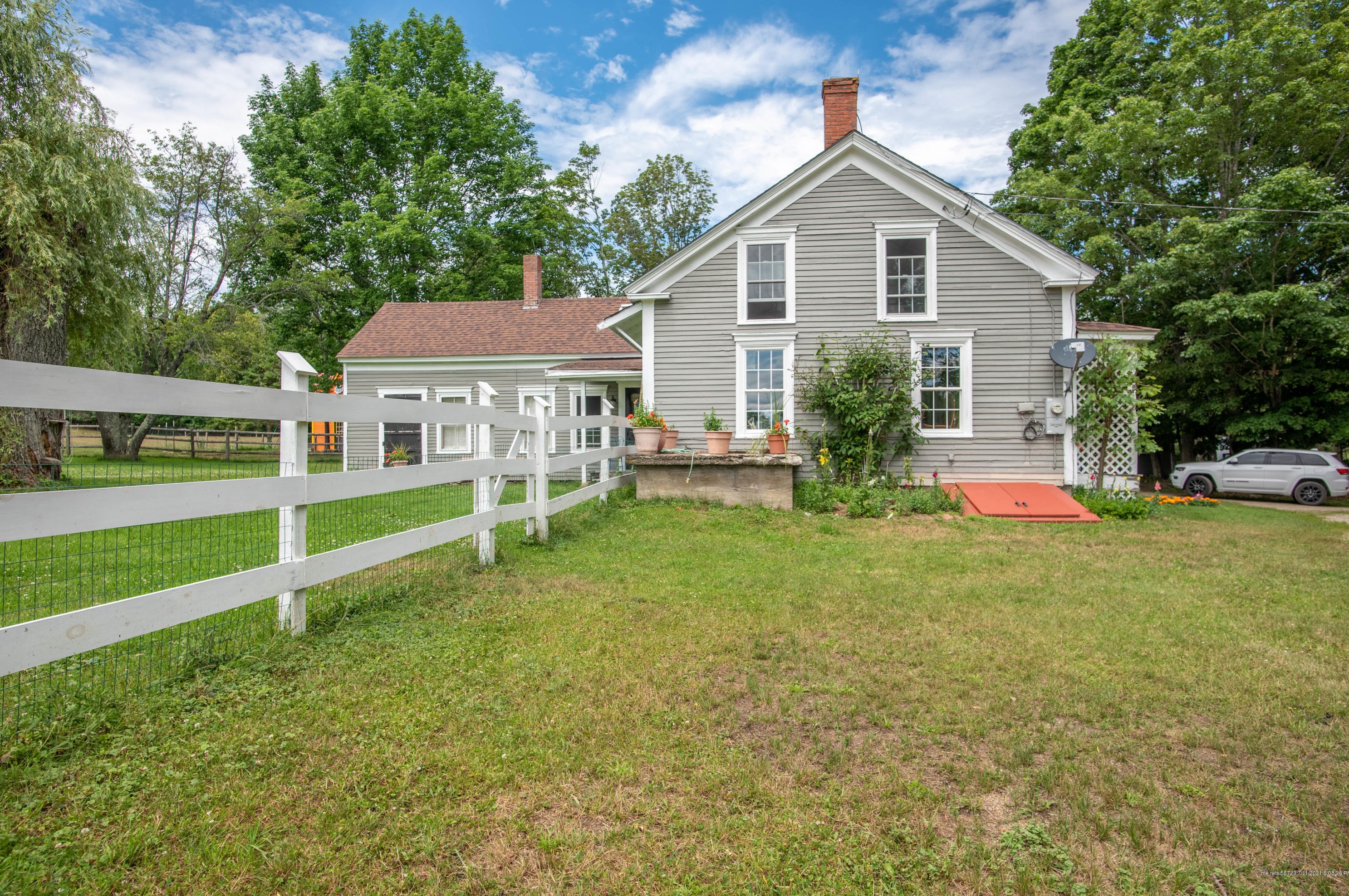 1294 Moosehead Trail Hwy, Brooks, ME 04921