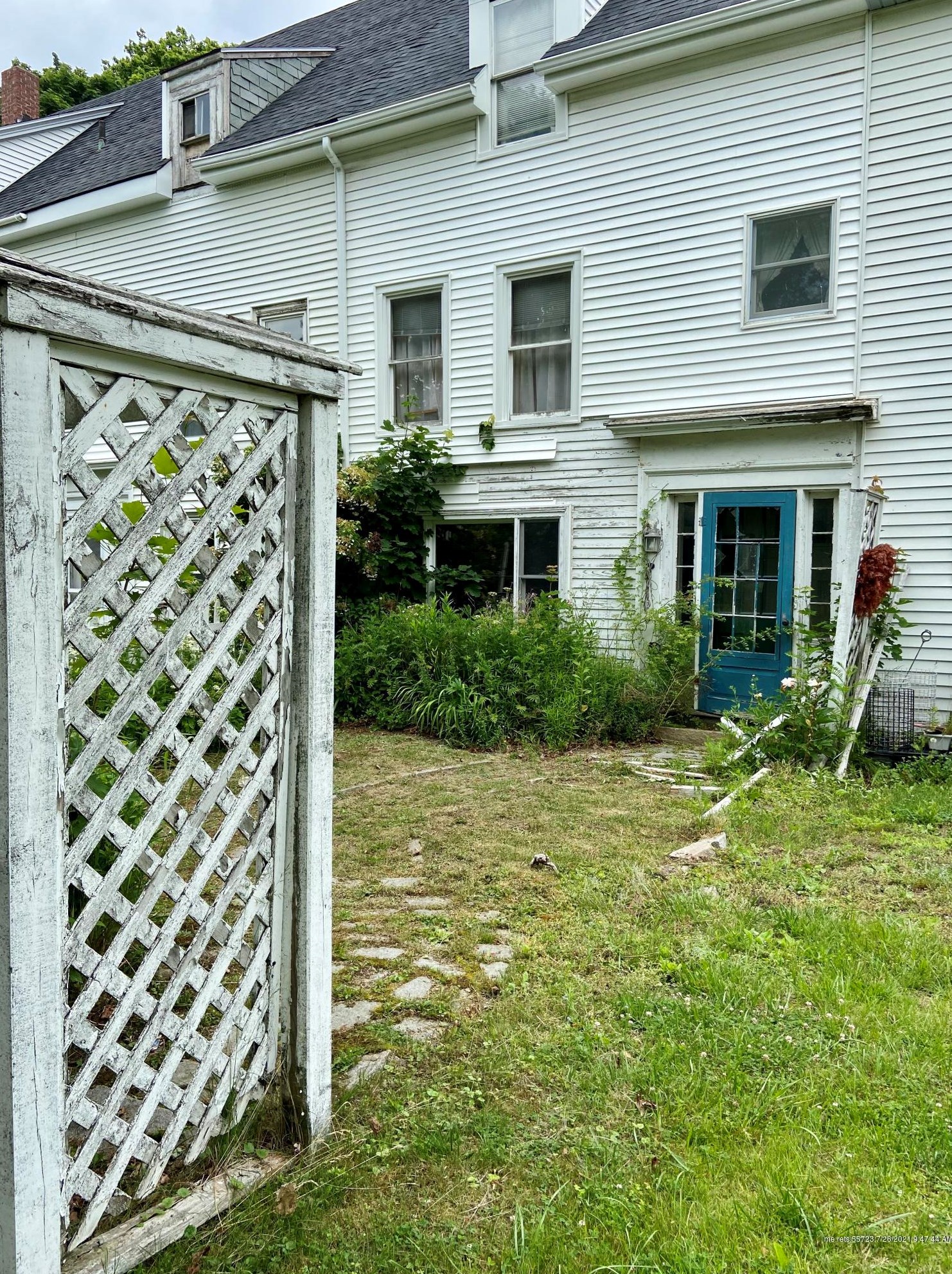3 School St #103, Vinalhaven, ME 04863