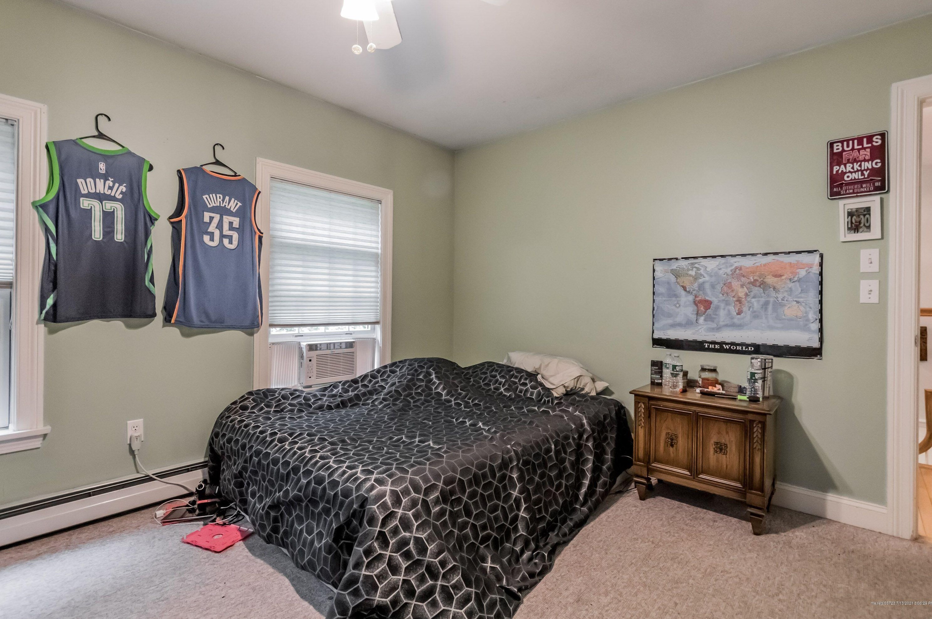 16 Heritage Ln, Windham ME  04062-4982 exterior