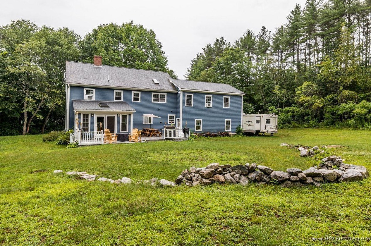 16 Heritage Ln, Windham ME  04062-4982 exterior