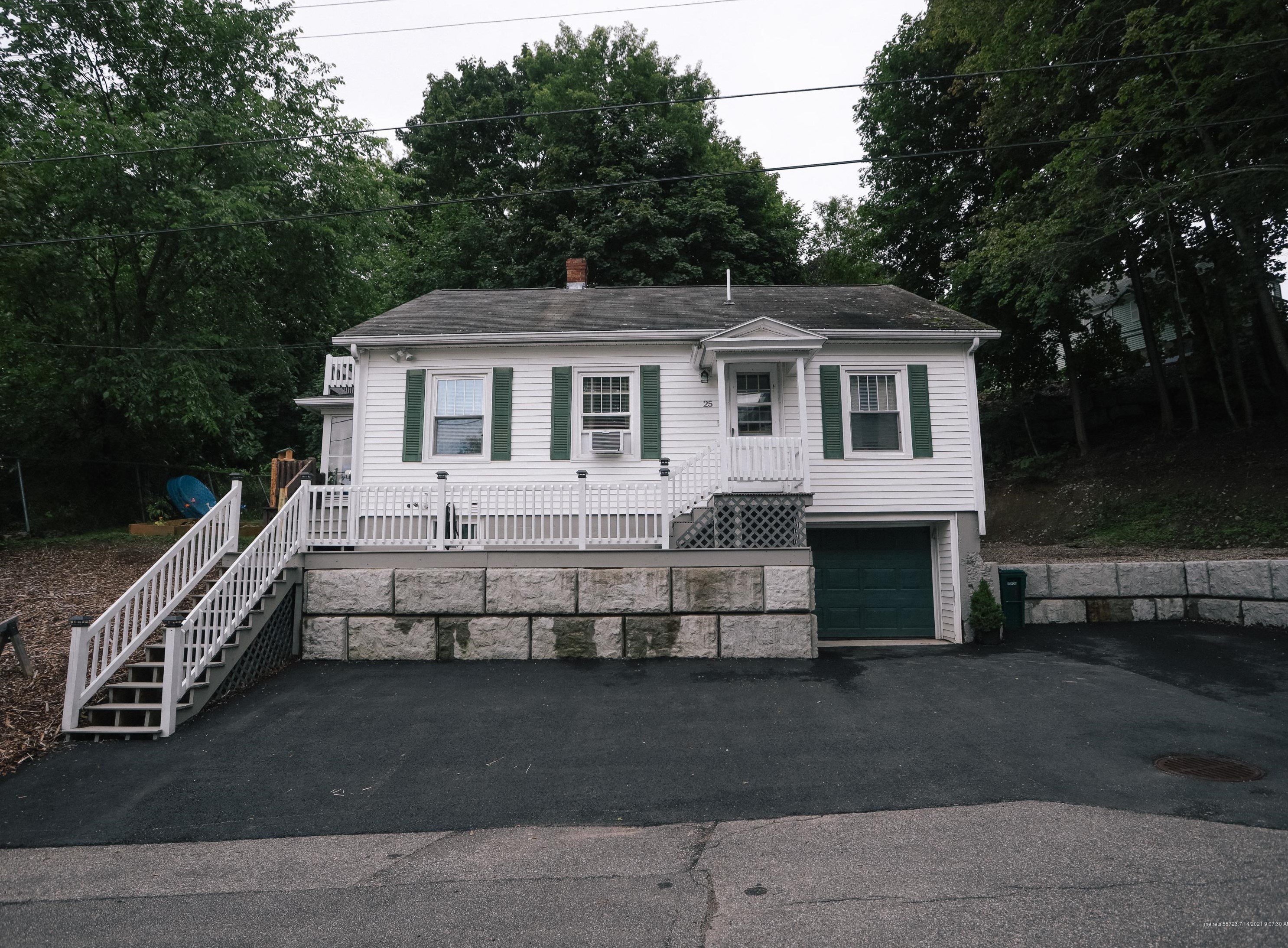 25 Freeman St, Biddeford, ME 04005