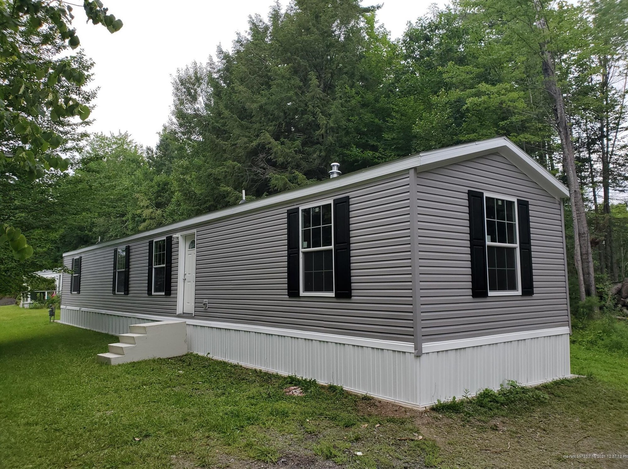 15 Punky Ln, Waterville, ME 04901