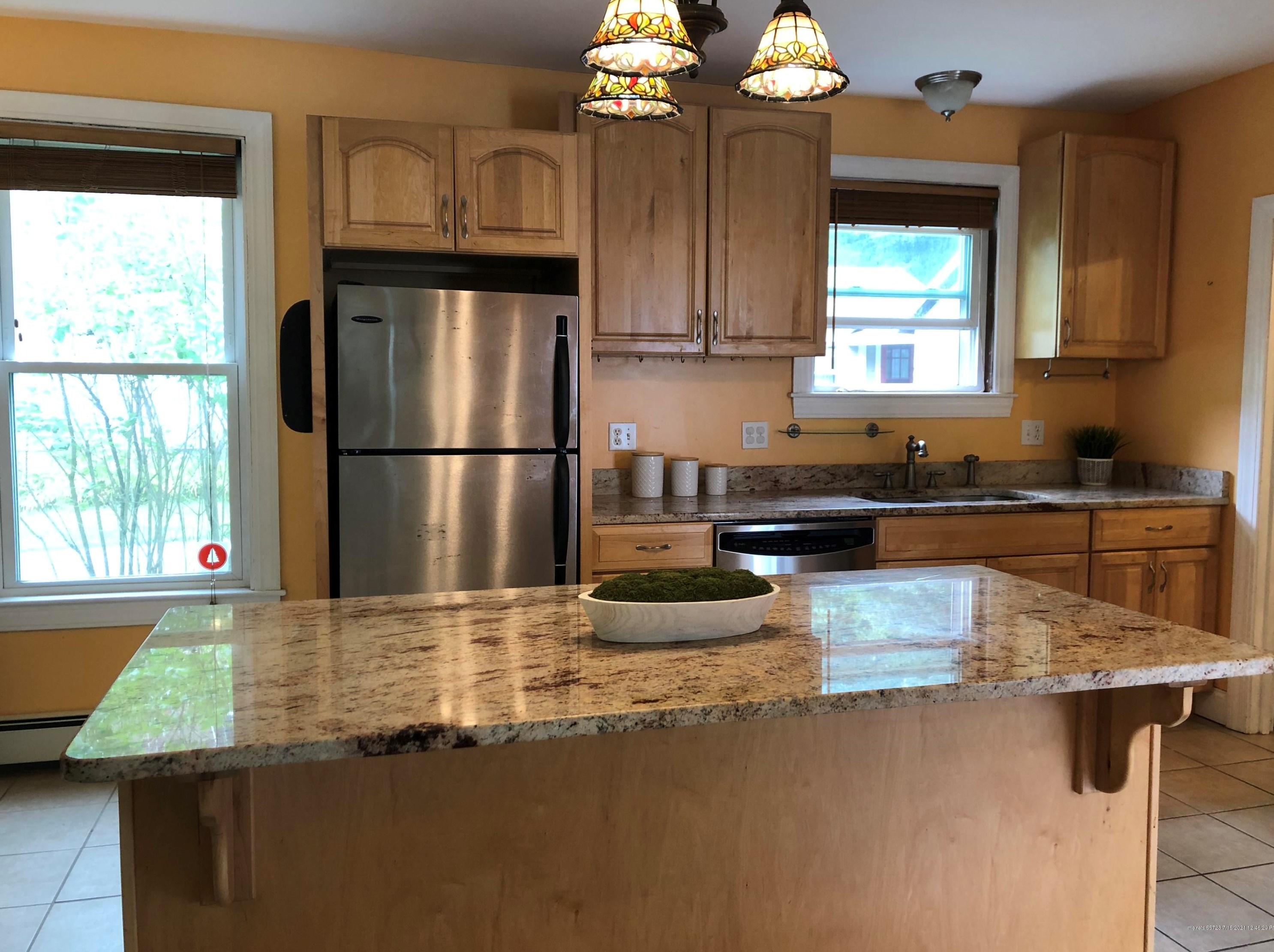 33 South St, Freeport, ME 04032