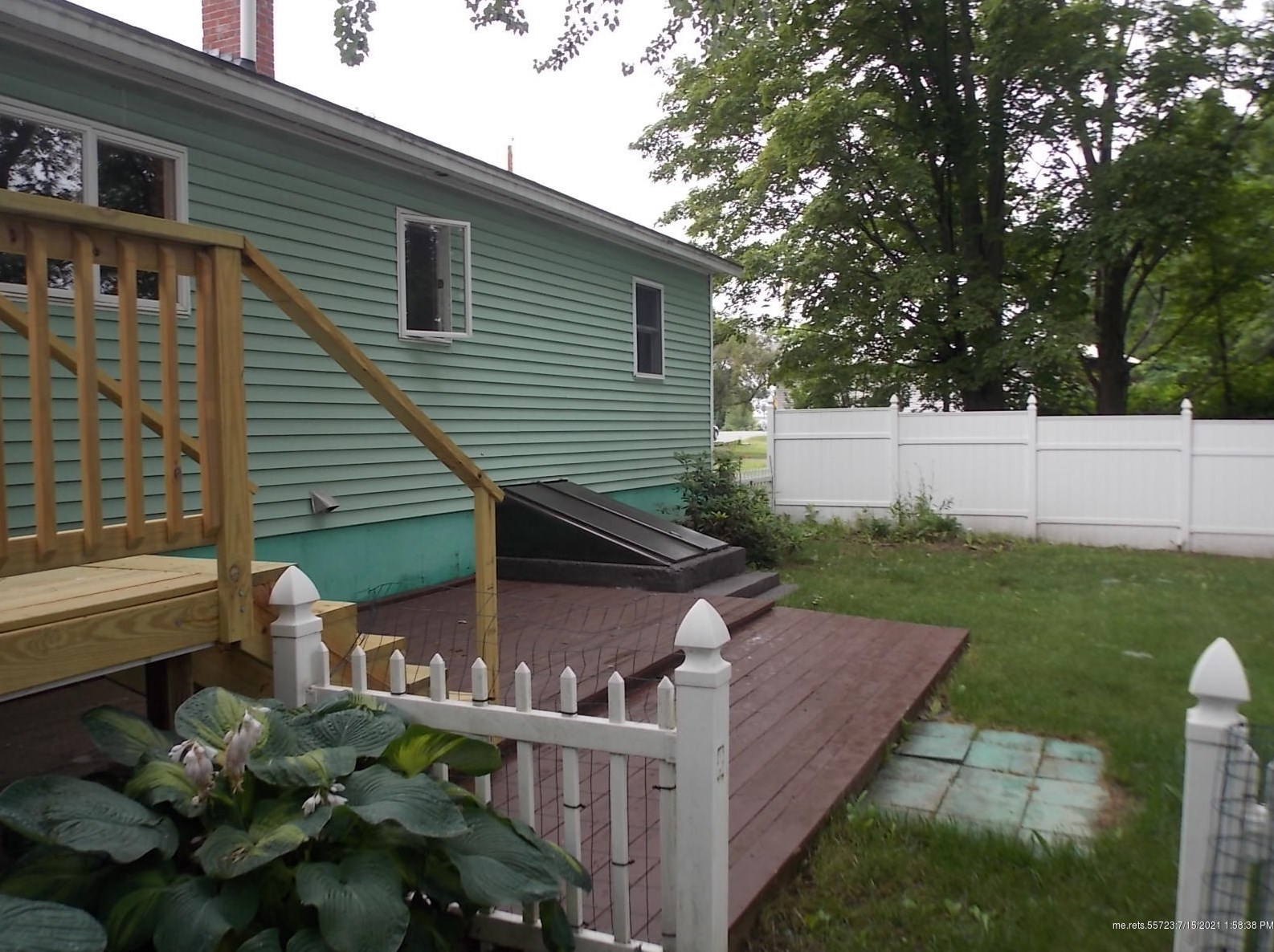 16 Main St, Starks ME  04911-3319 exterior