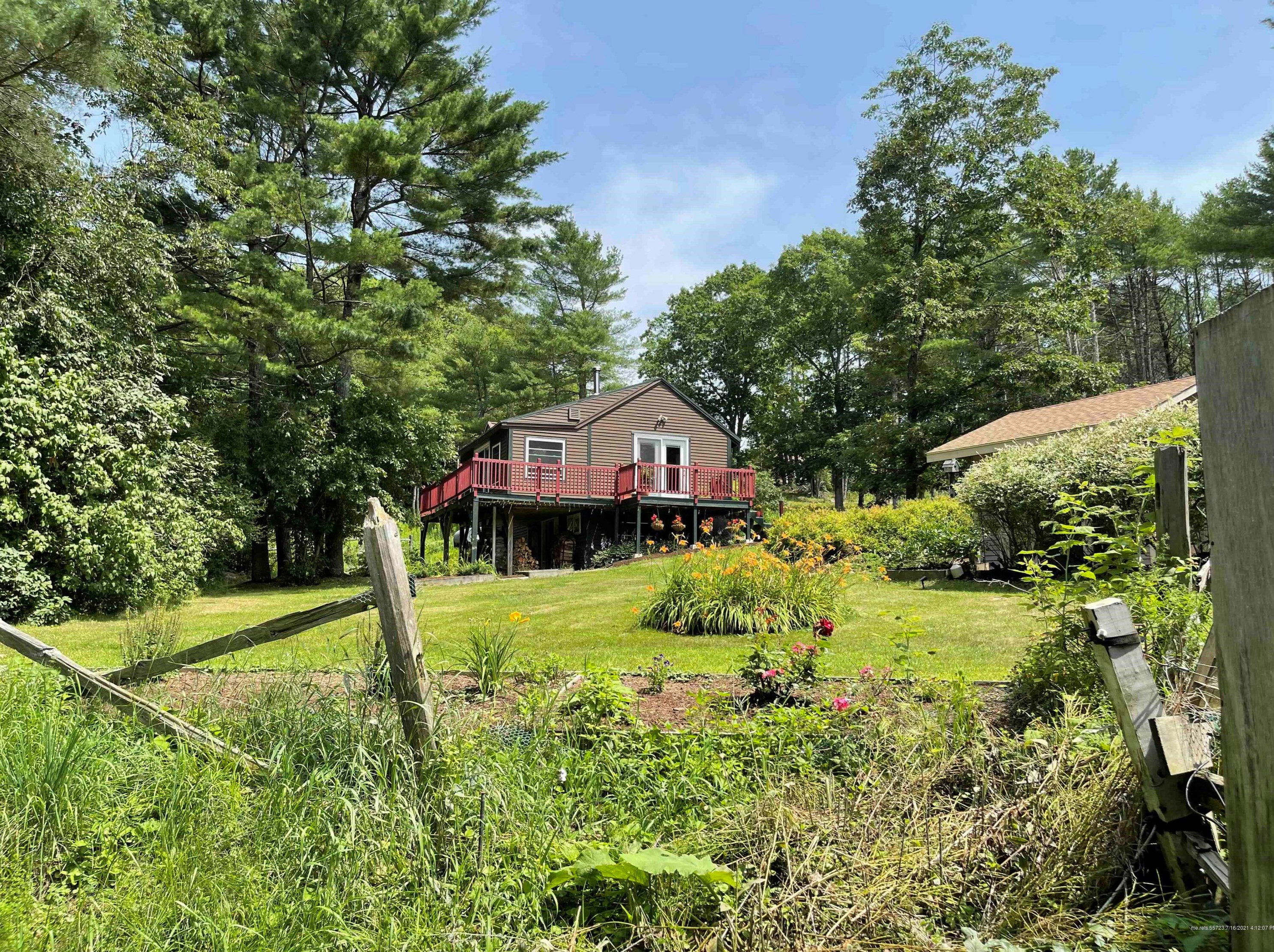 50 Mountain Side Ln, Verona Island, ME 04416 exterior