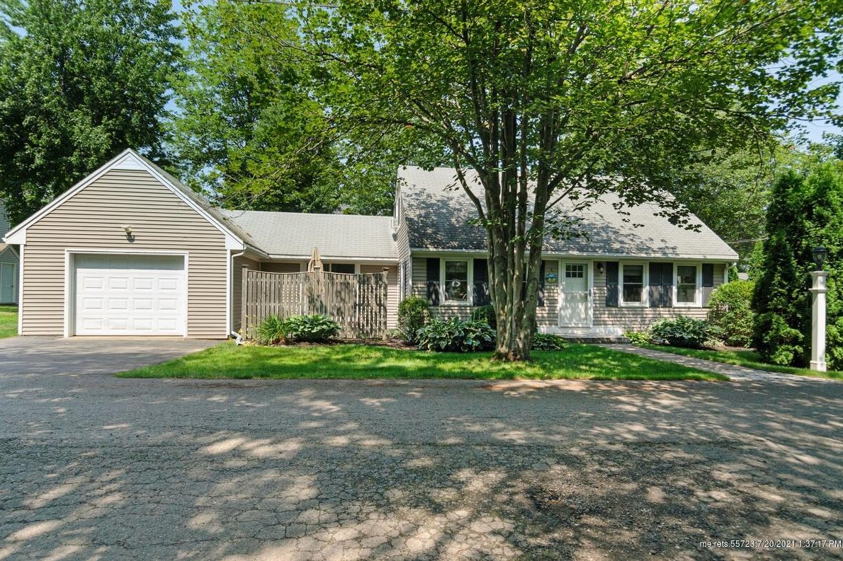 1 John St, Wells, ME 04090