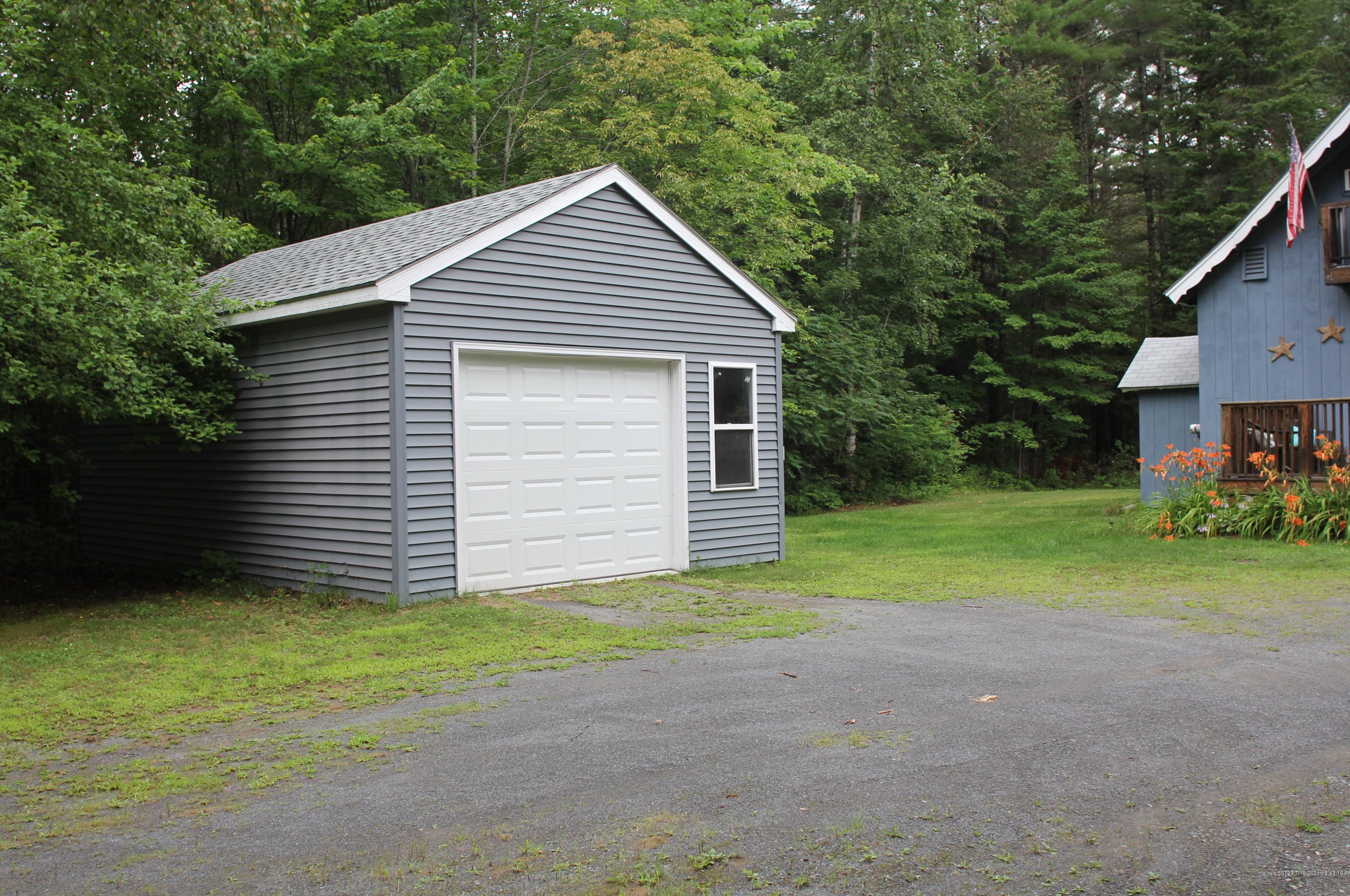 65 Abnaki Rd, Madison, ME 04950 exterior