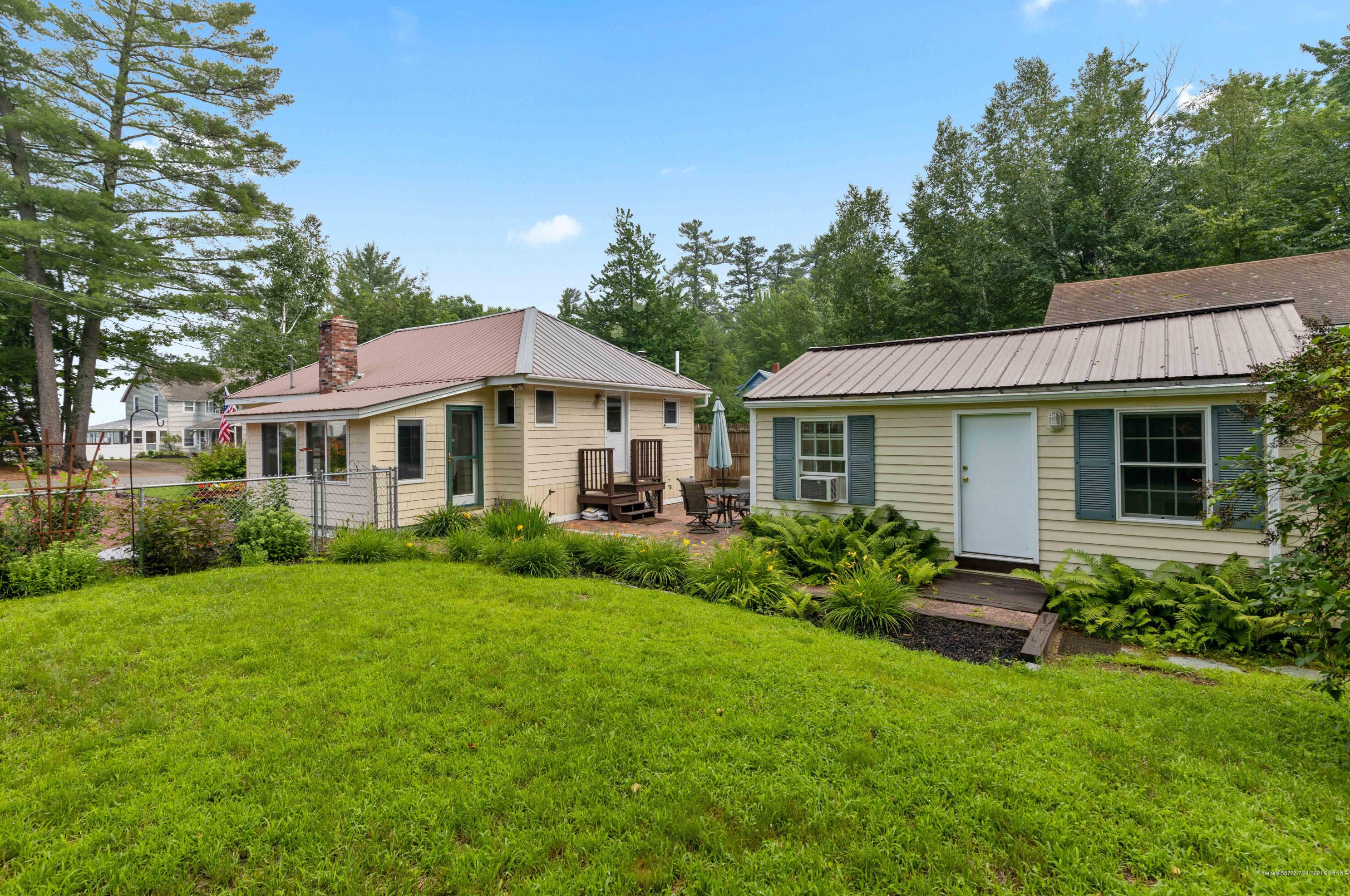 83 Shore Rd, Sebago, ME 04029 exterior