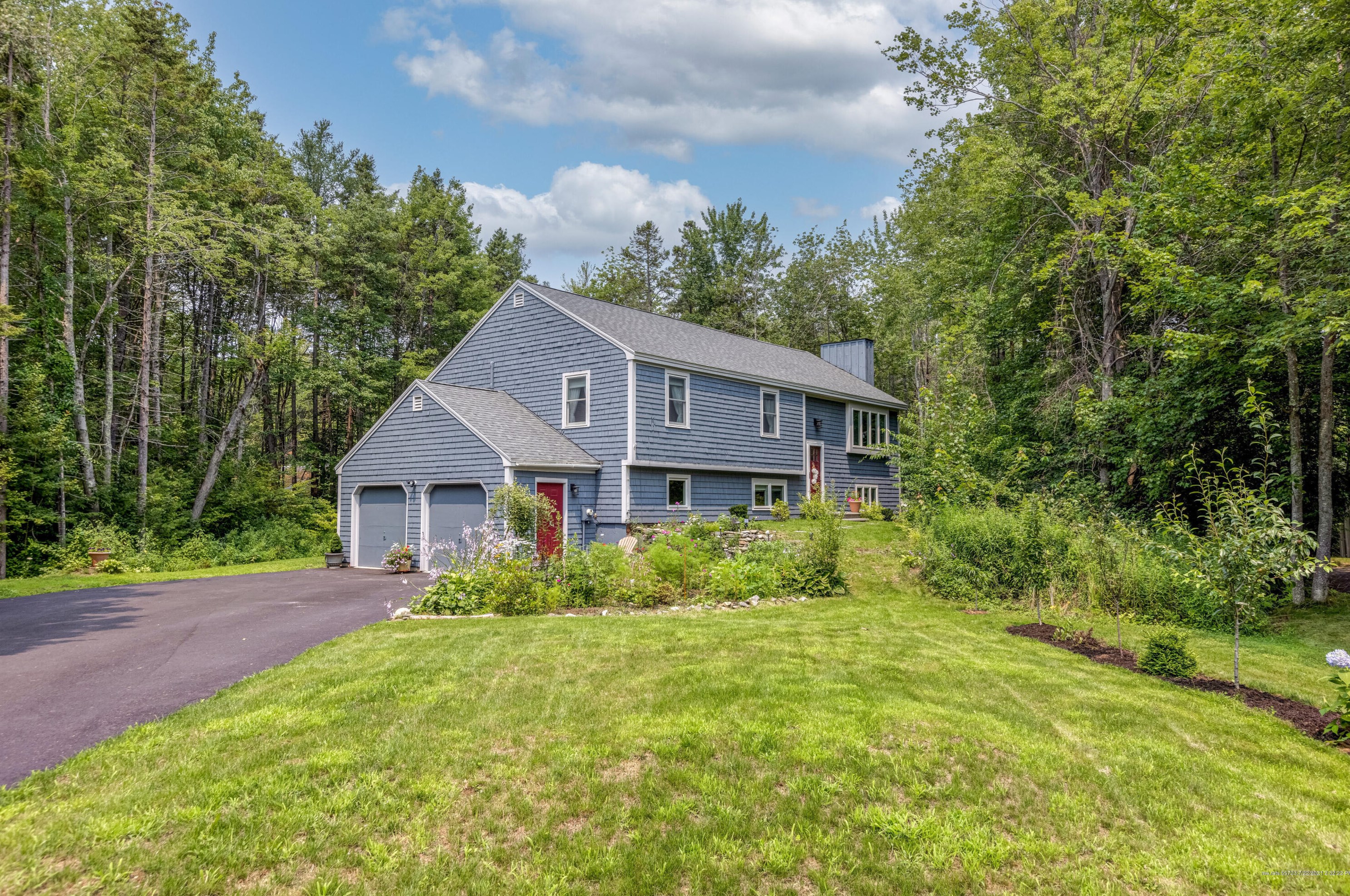 17 Hawthorn Cir, Scarborough, ME 04074-9013