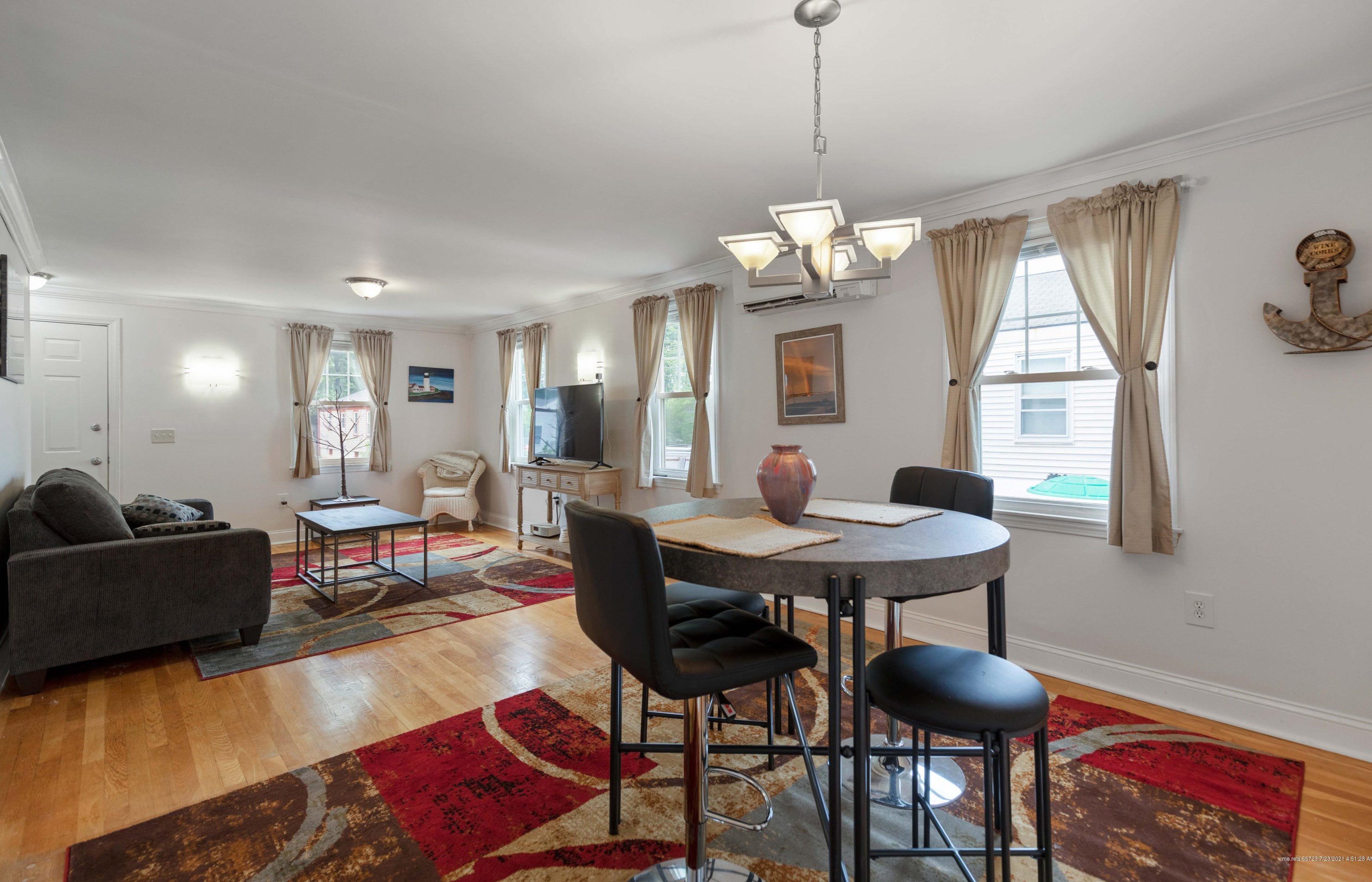 40 Hobart St, Portland ME  04102-2408 exterior