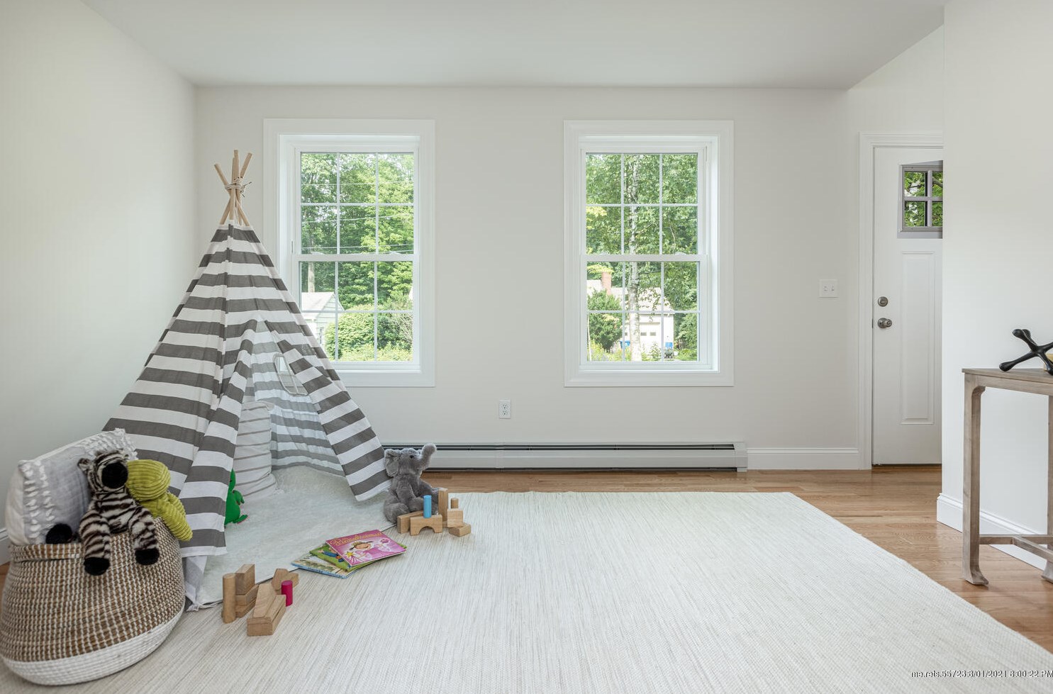 47 Penwood Dr, Portland ME  04102-1311 exterior