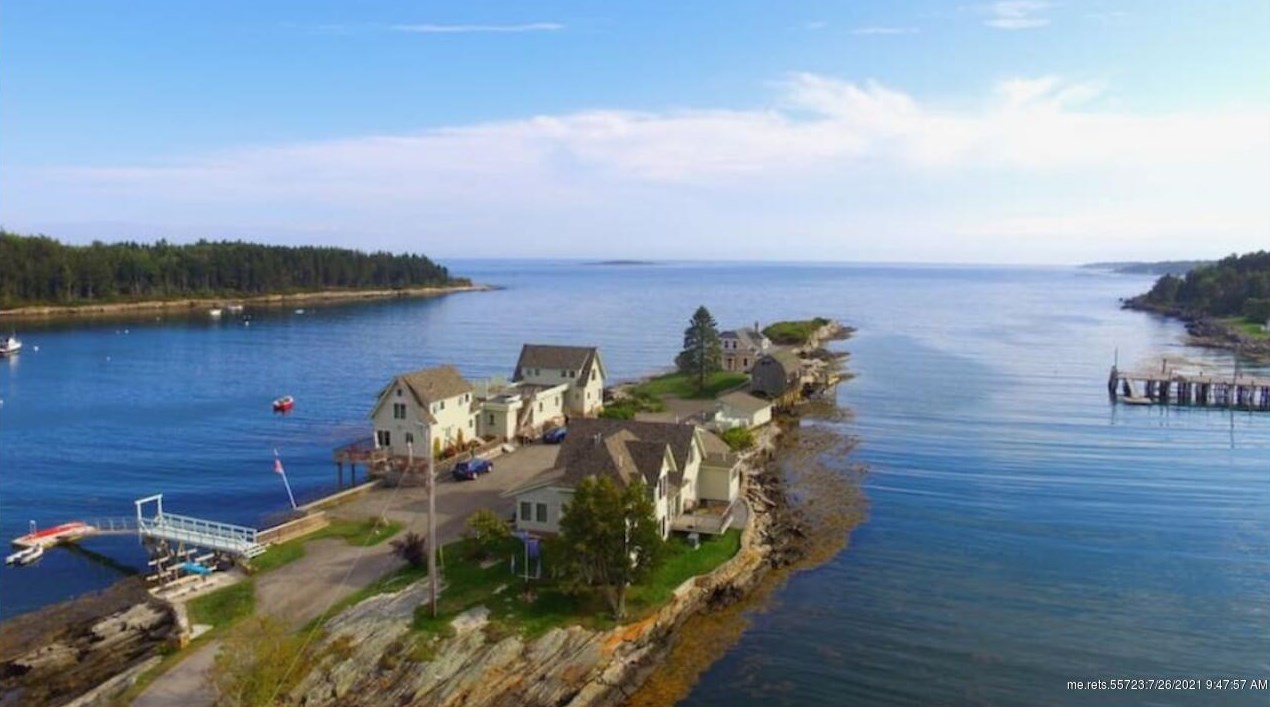 45 Little Island Rd #45, Orrs Island, ME 04066